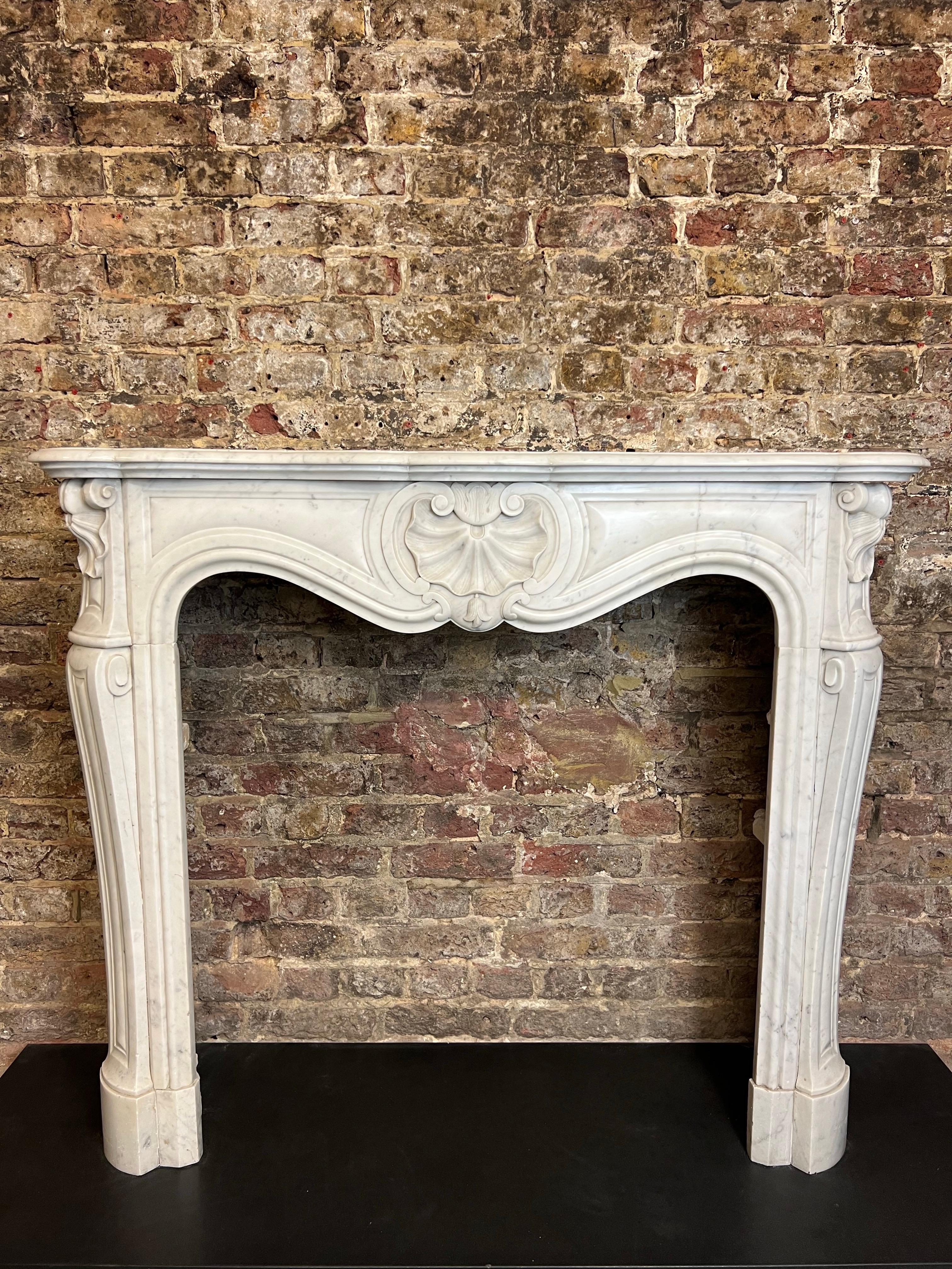 19th Century French Louis XV Marble Fireplace For Sale 7