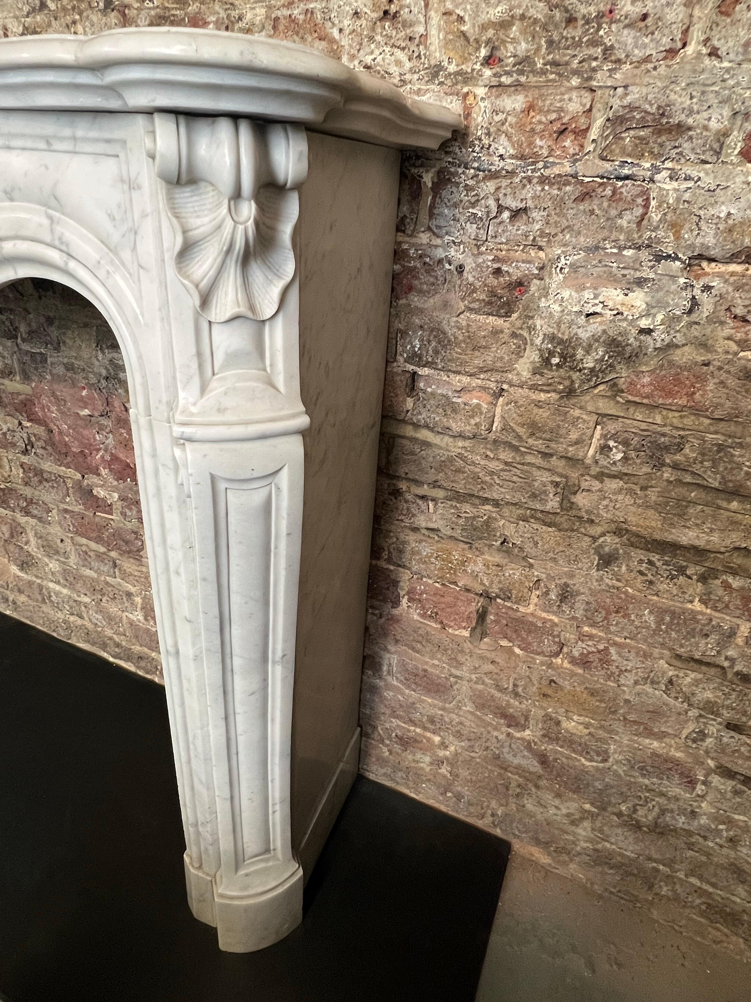 19th Century French Louis XV Marble Fireplace For Sale 13