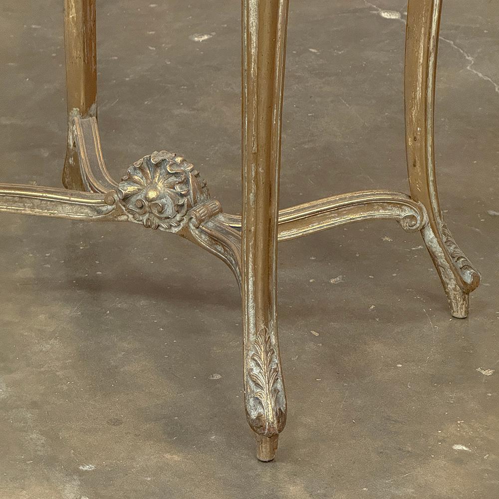 19th Century French Louis XV Marble Top Giltwood End Table in vendita 5