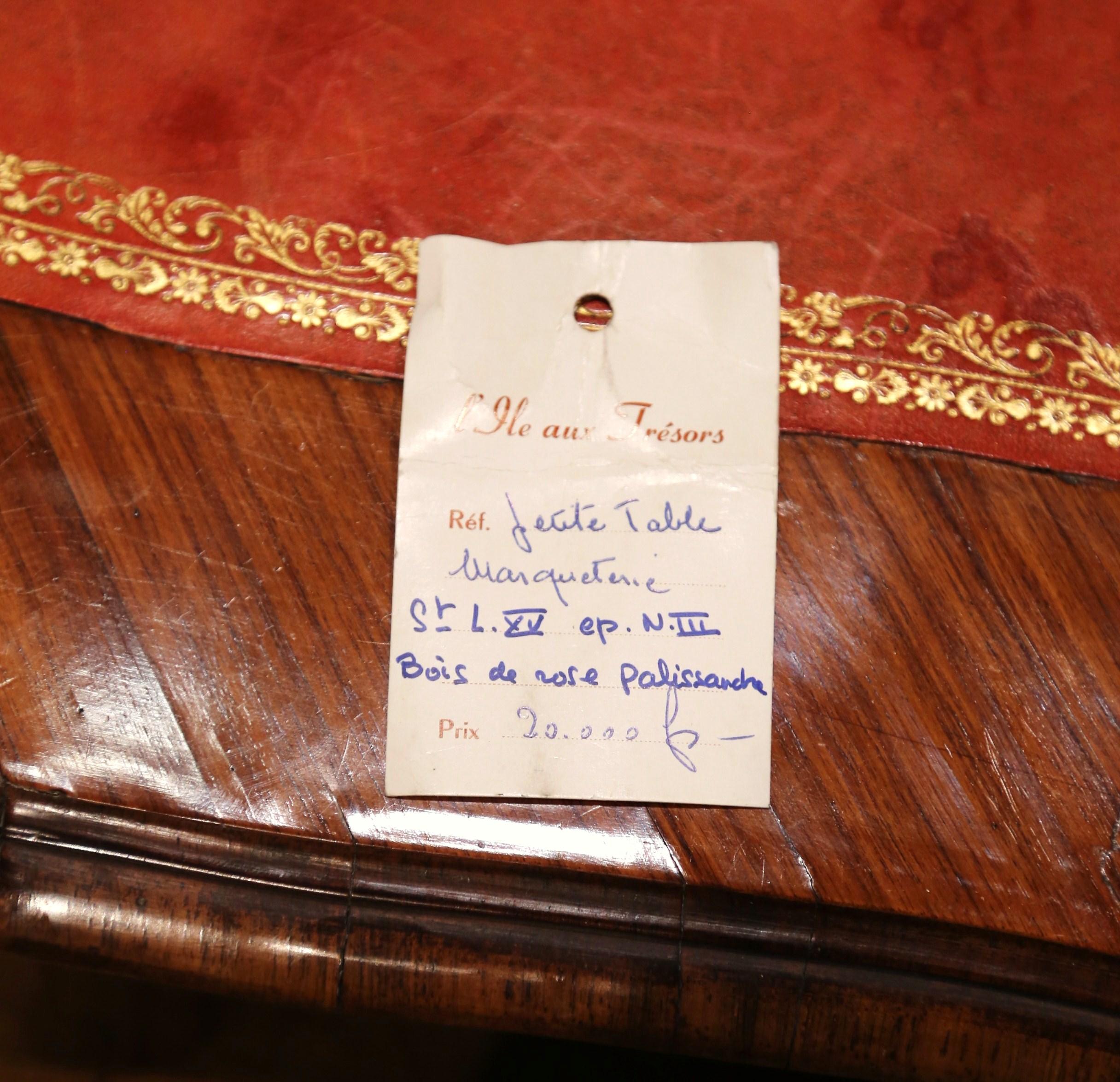 Französischer Louis XV.-Damen-Schreibtisch aus Rosenholz mit Lederplatte und Intarsien aus Bronze, 19. Jahrhundert im Angebot 14