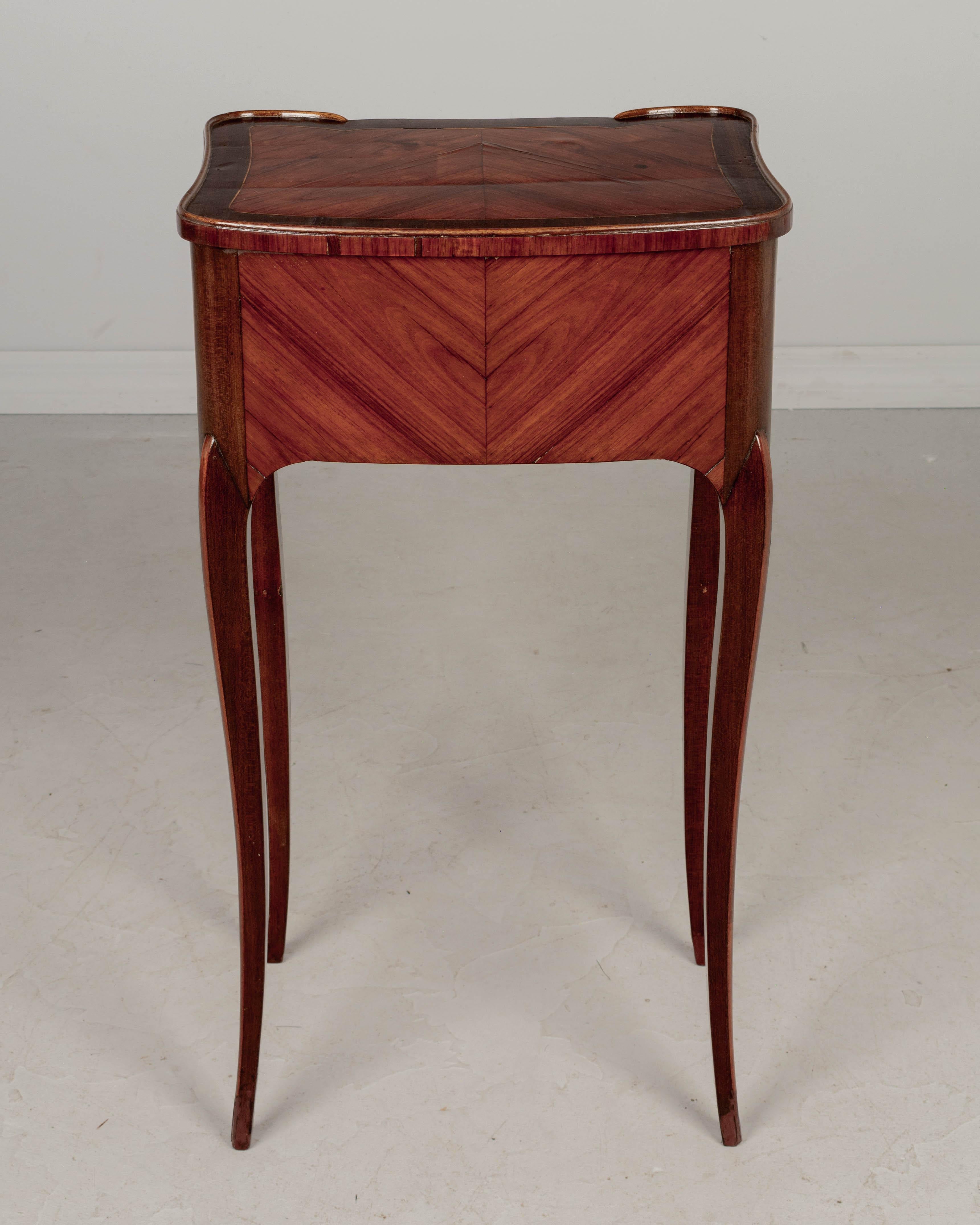 19th Century French Louis XV Marquetry Side Table For Sale 3