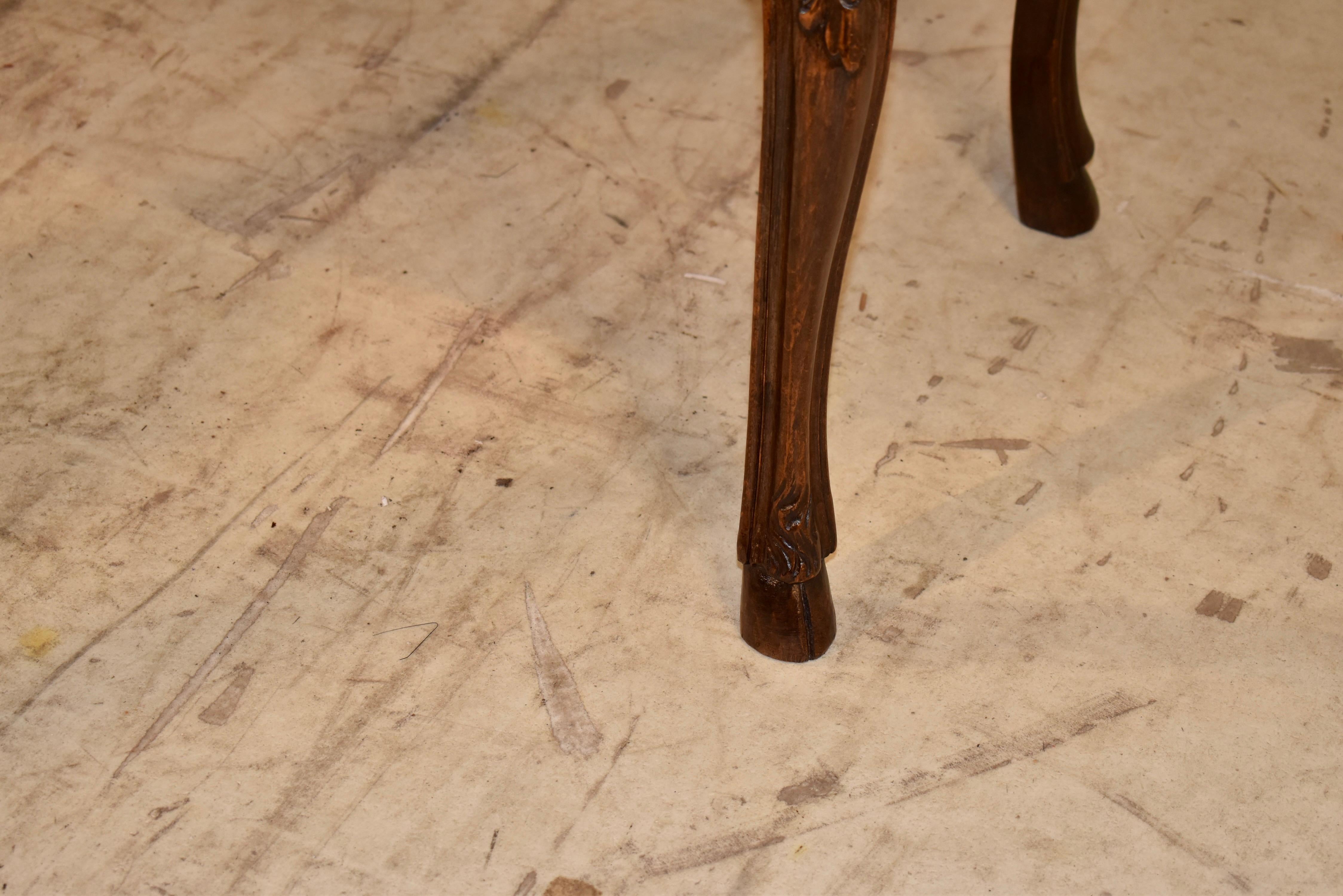 19th Century French Louis XV Oak Settee For Sale 9
