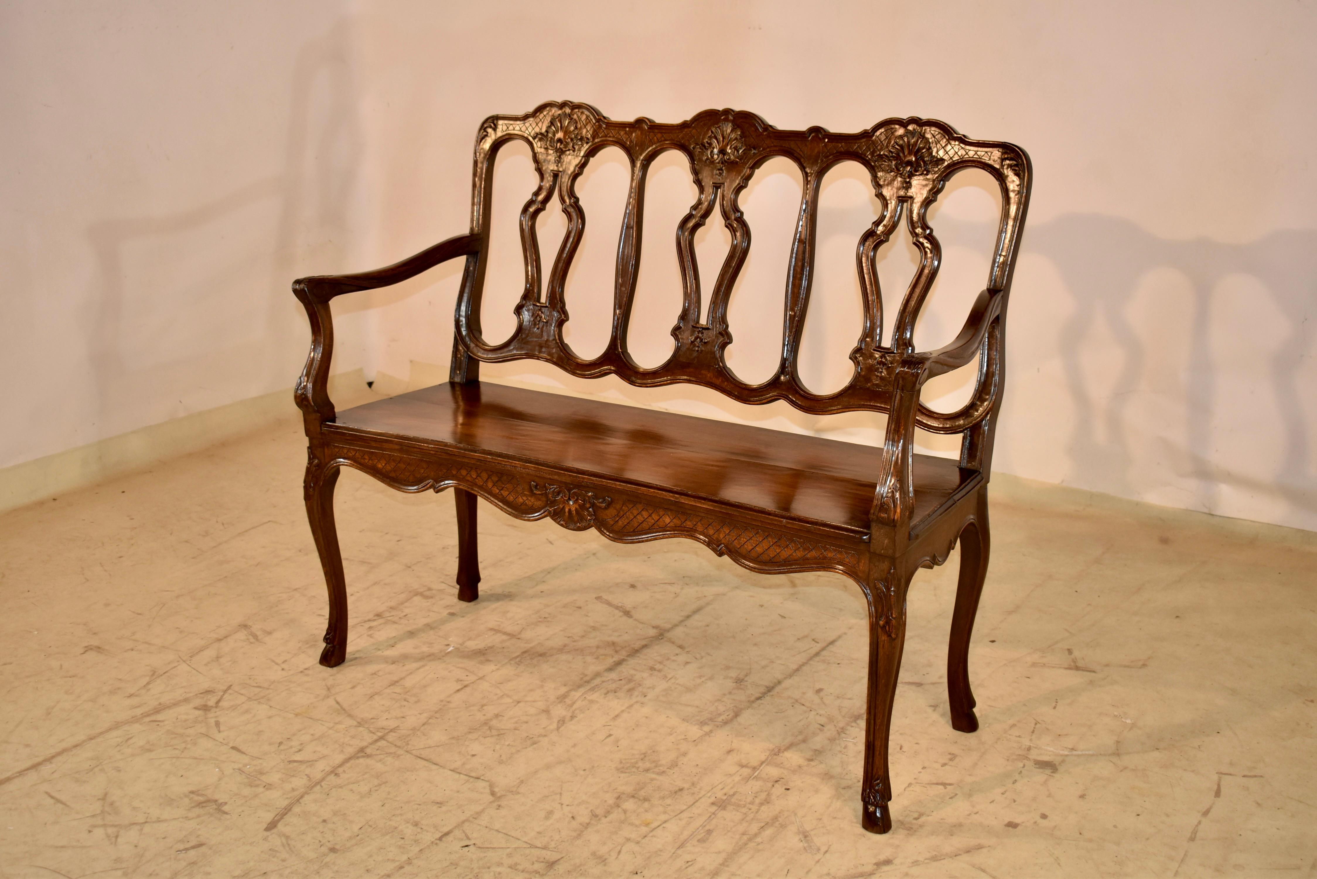 19th Century French Louis XV Oak Settee For Sale 2