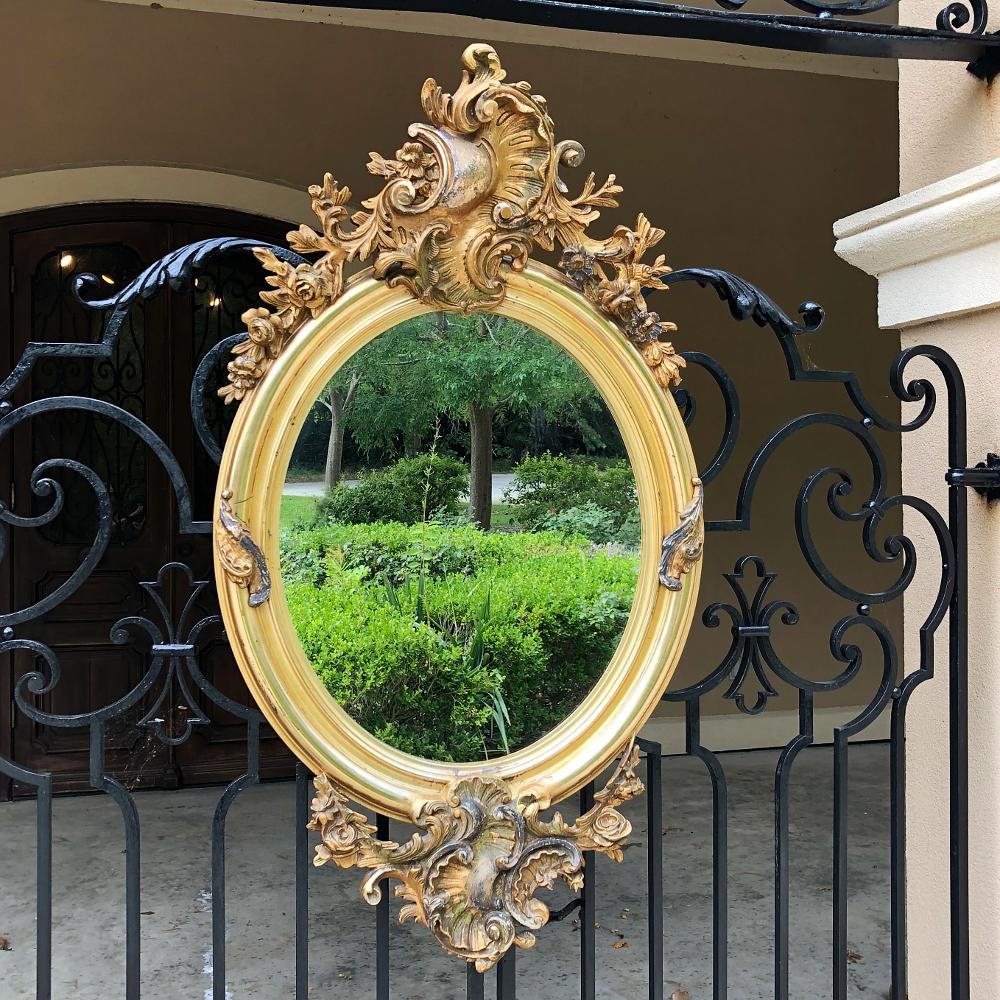 19th Century French Louis XV Oval Gilded Mirror In Good Condition In Dallas, TX