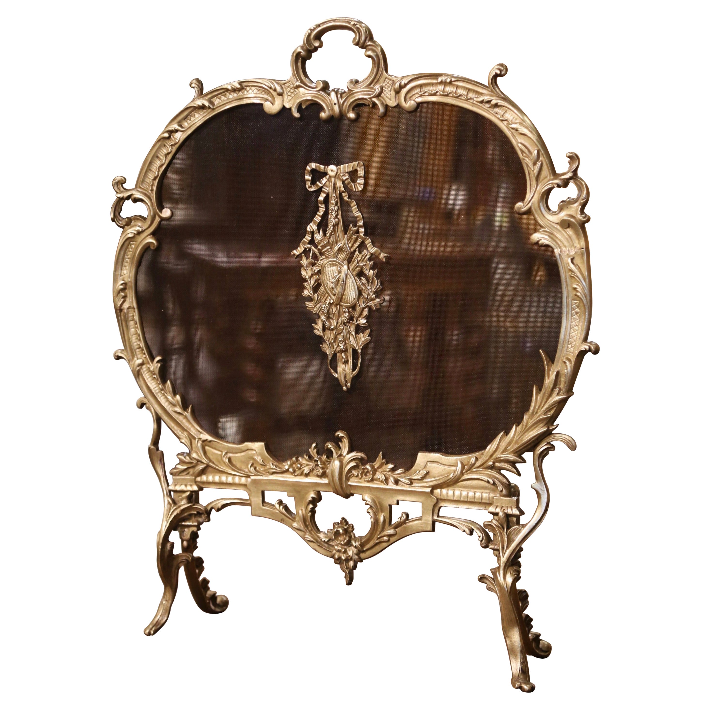 Siglo XIX French Louis XV Rococo Bronce Dore Pantalla de chimenea