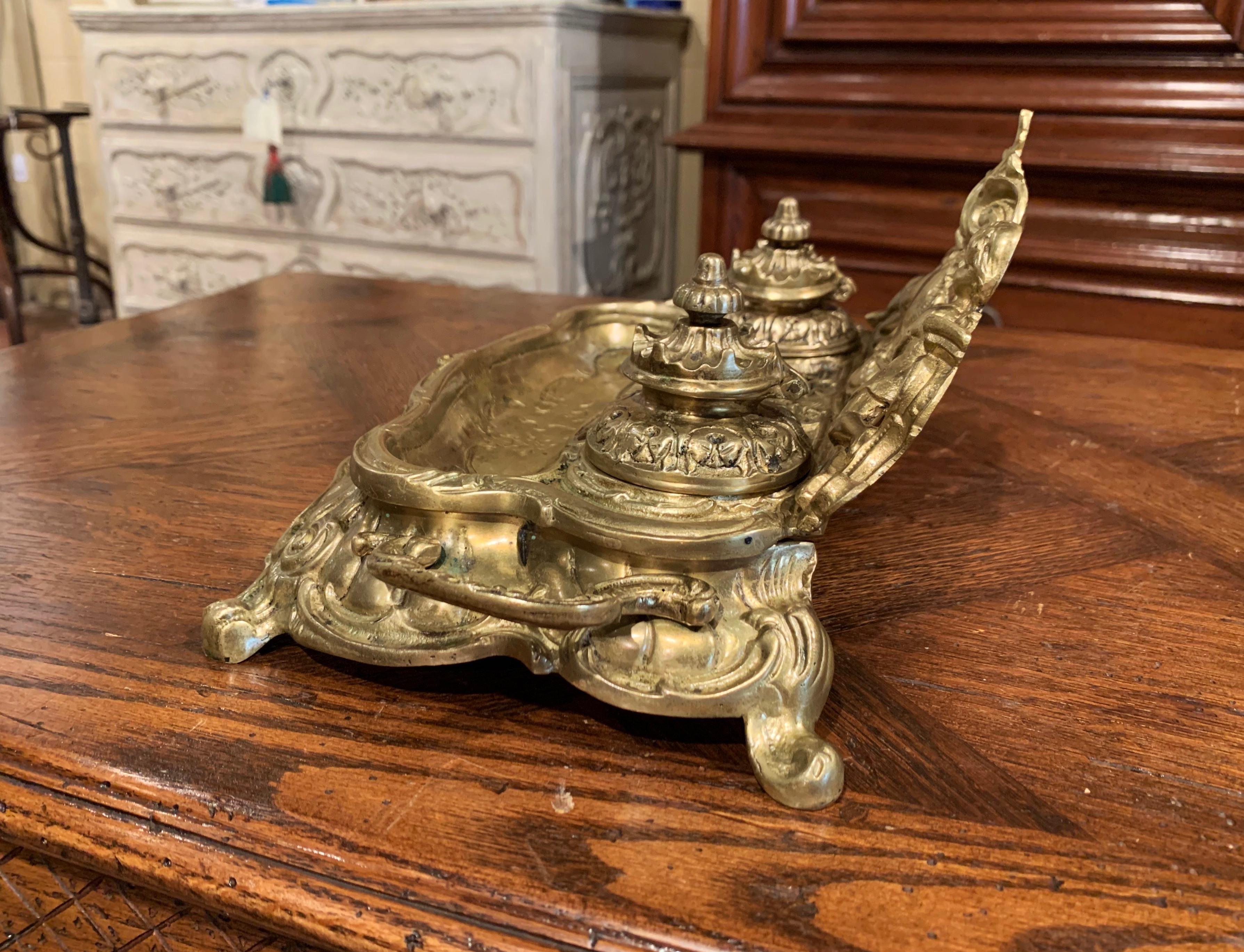 19th Century French Louis XV Rococo Bronze Doré Inkwell with Cherub Decor 5