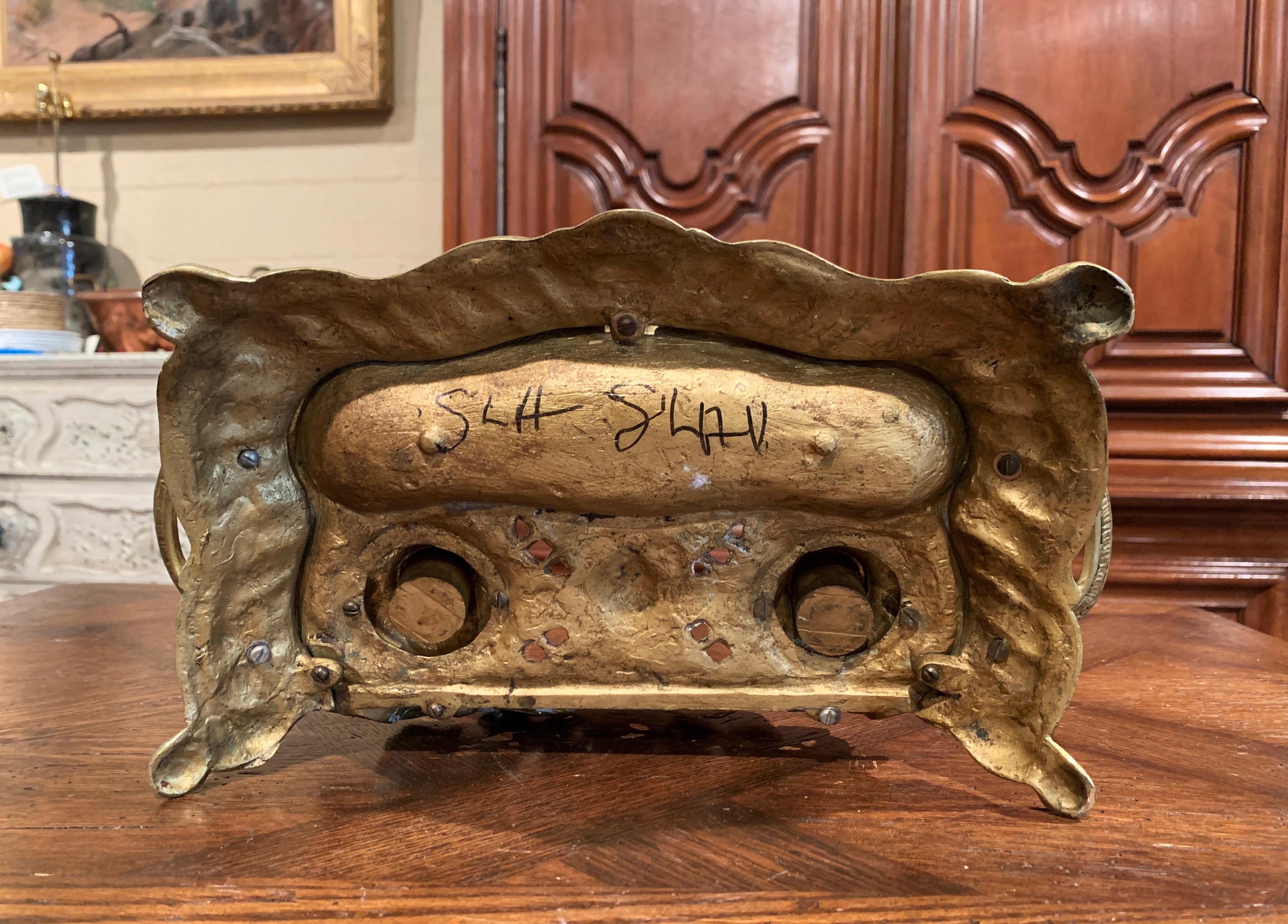 19th Century French Louis XV Rococo Bronze Doré Inkwell with Cherub Decor 8