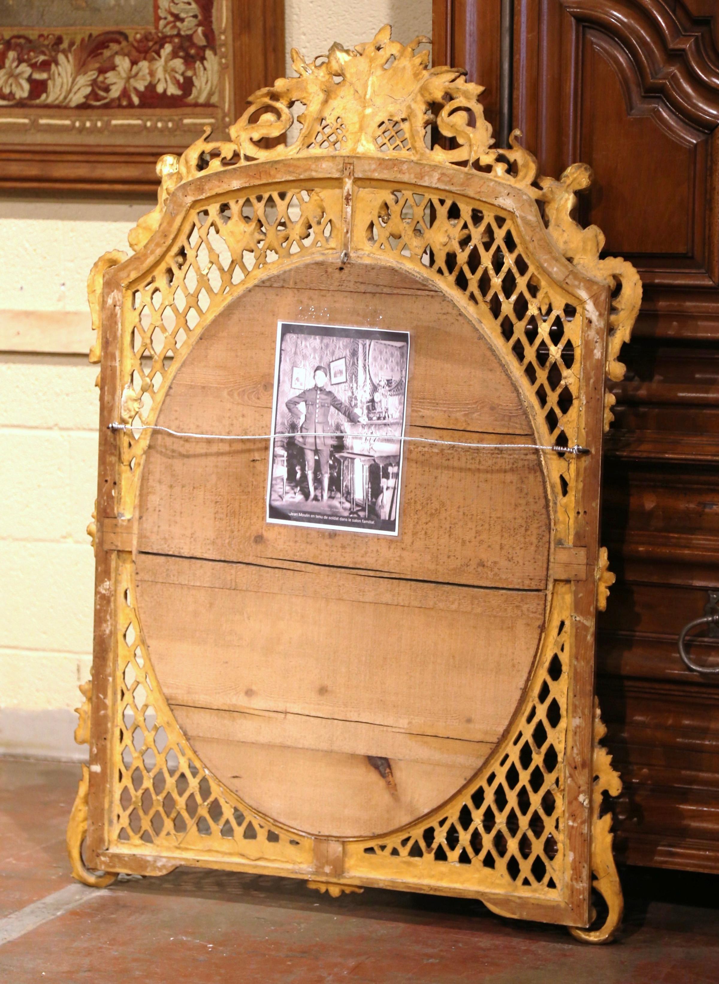 19th Century French Louis XV Rococo Carved Giltwood Mirror with Pierced Motifs 7