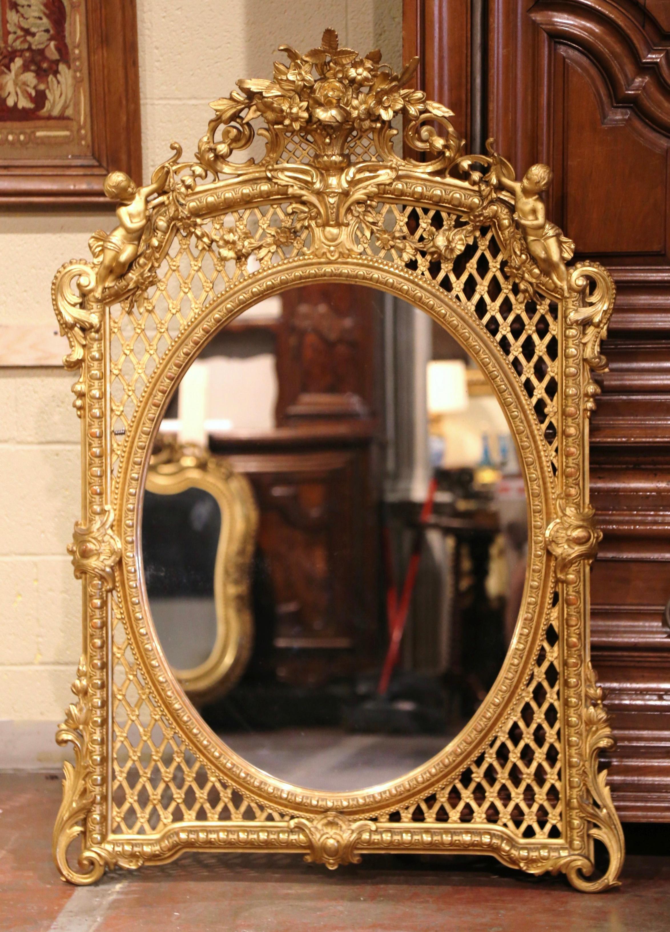 19th Century French Louis XV Rococo Carved Giltwood Mirror with Pierced Motifs 1