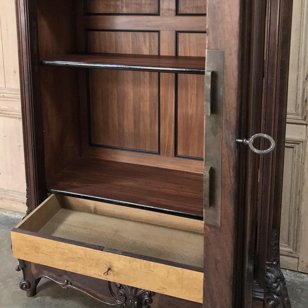 19th Century French Louis XV Rosewood Display Armoire Bookcase 6