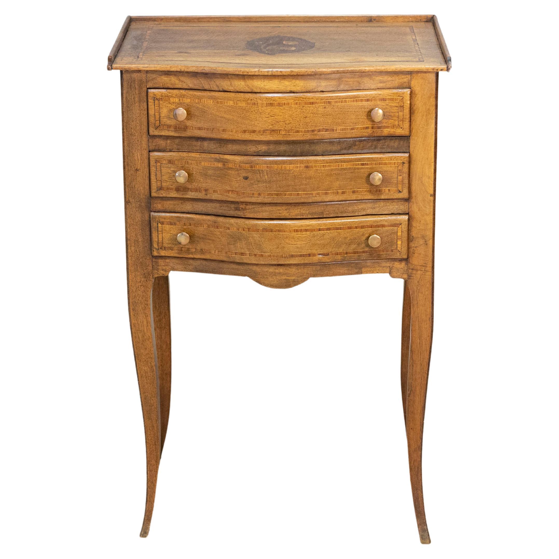 Table d'appoint Louis XV française du 19ème siècle, vers 1850