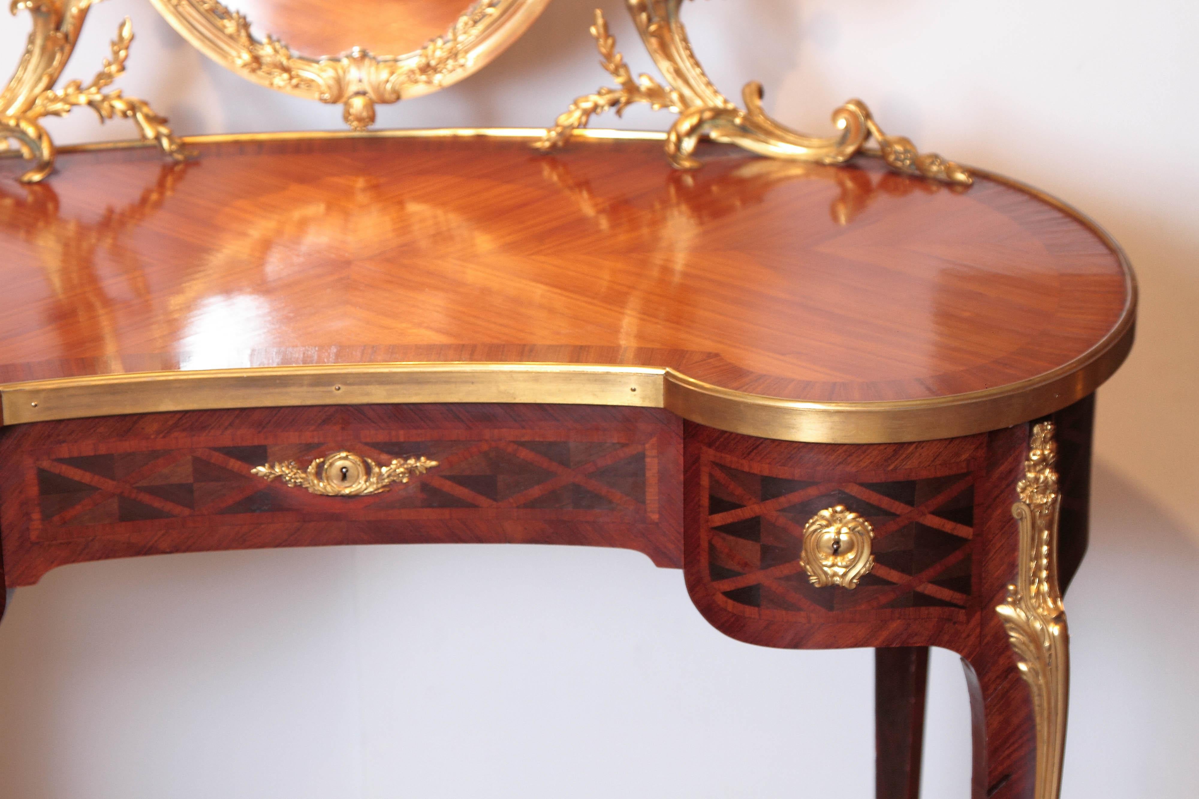 19th Century French Louis XV Signed Dressing Table In Excellent Condition In Dallas, TX