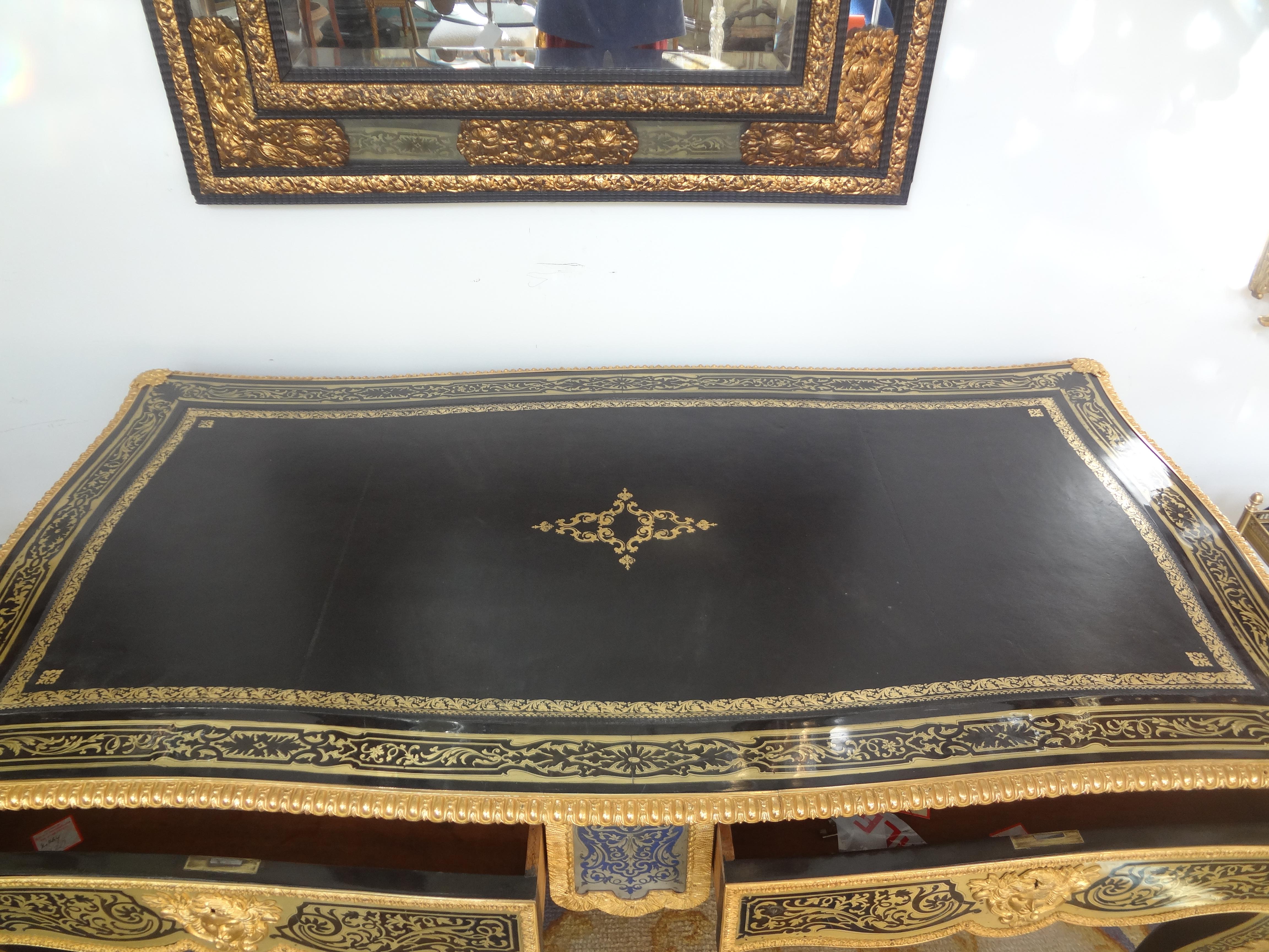 19th Century French Louis XV Style Boulle Bureau Plat For Sale 4