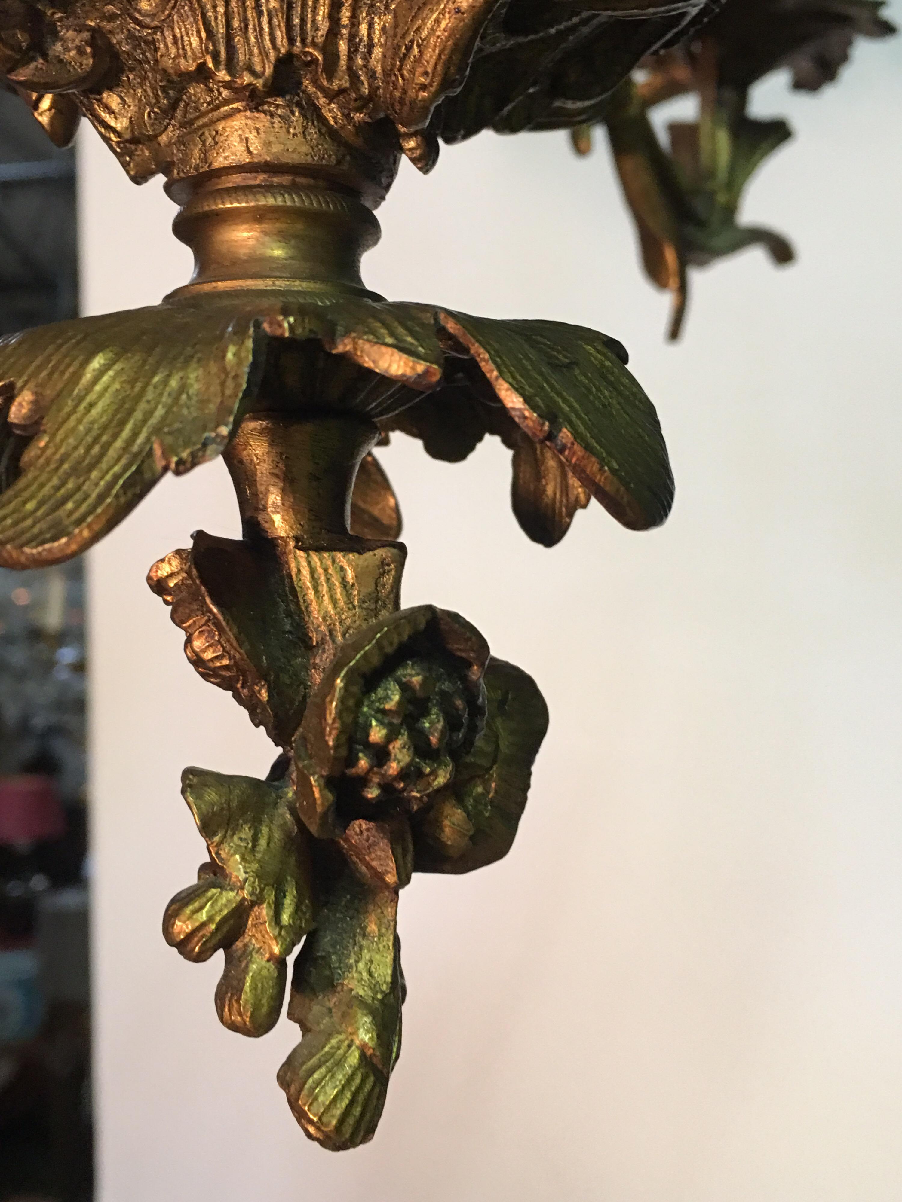 Francese Lampadario francese in bronzo stile Luigi XV del XIX secolo in vendita
