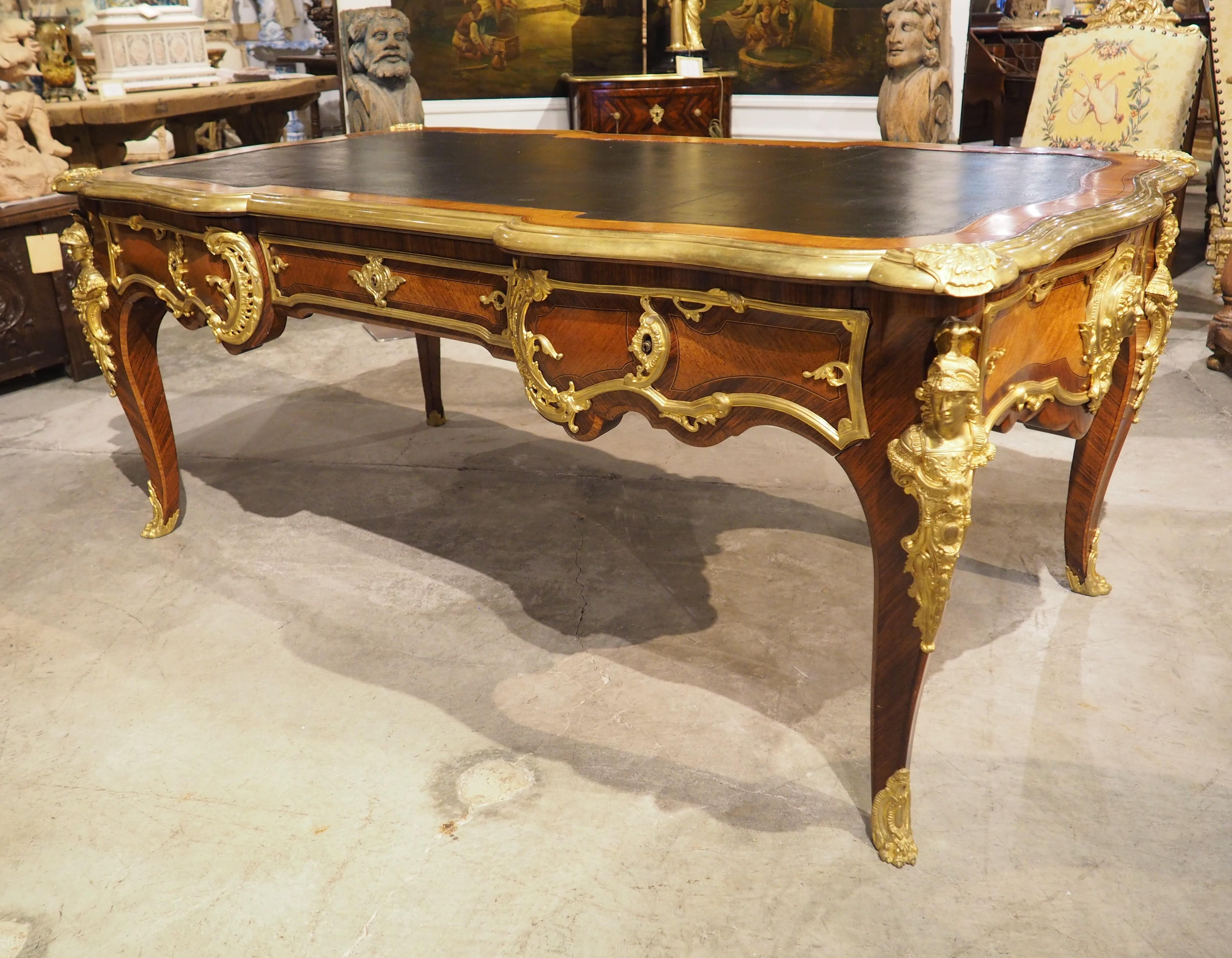 19th Century French Louis XV Style Bureau Plat “à Têtes De Guerriers Antiques” For Sale 11
