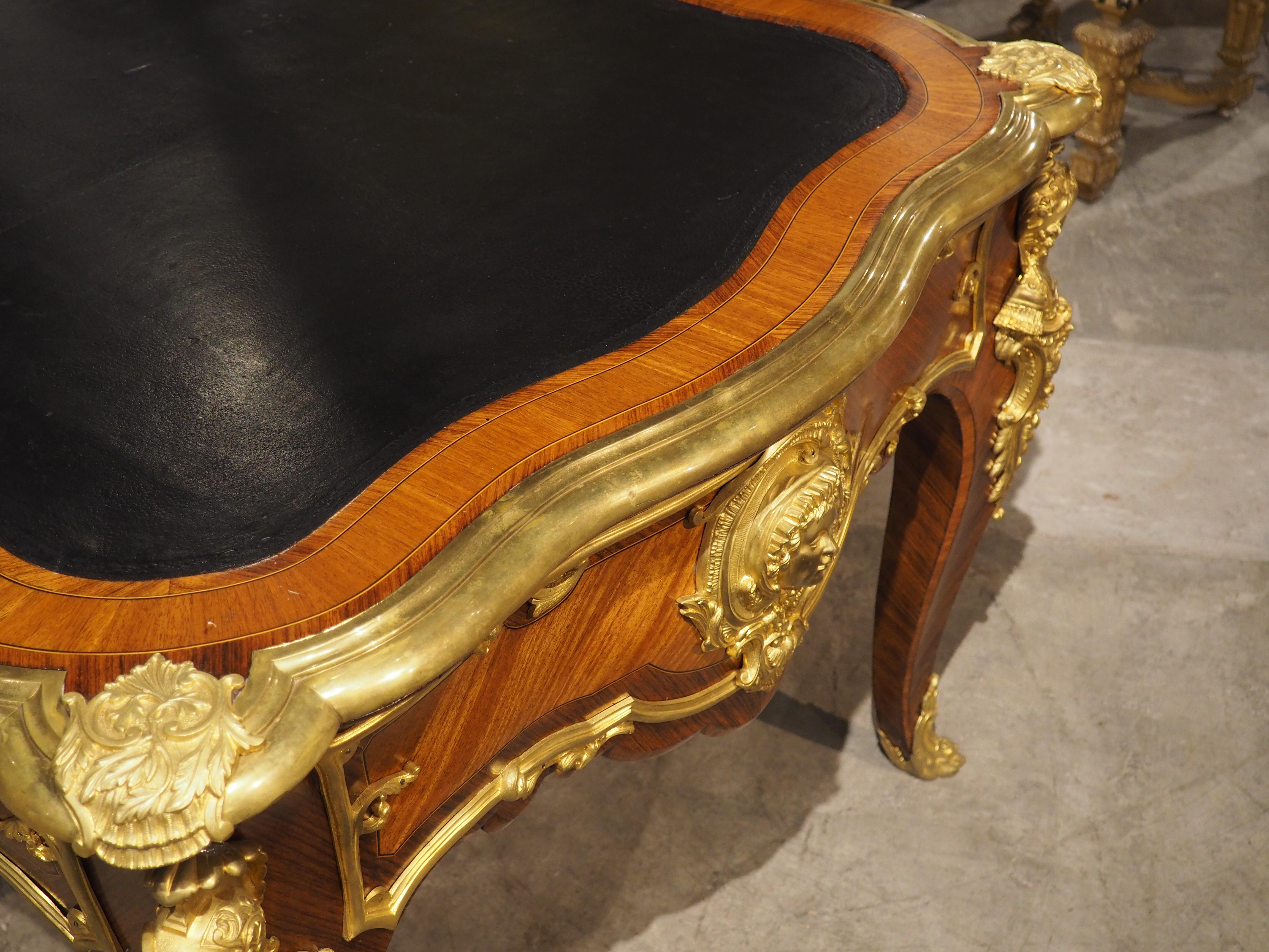 19th Century French Louis XV Style Bureau Plat “à Têtes De Guerriers Antiques” For Sale 3