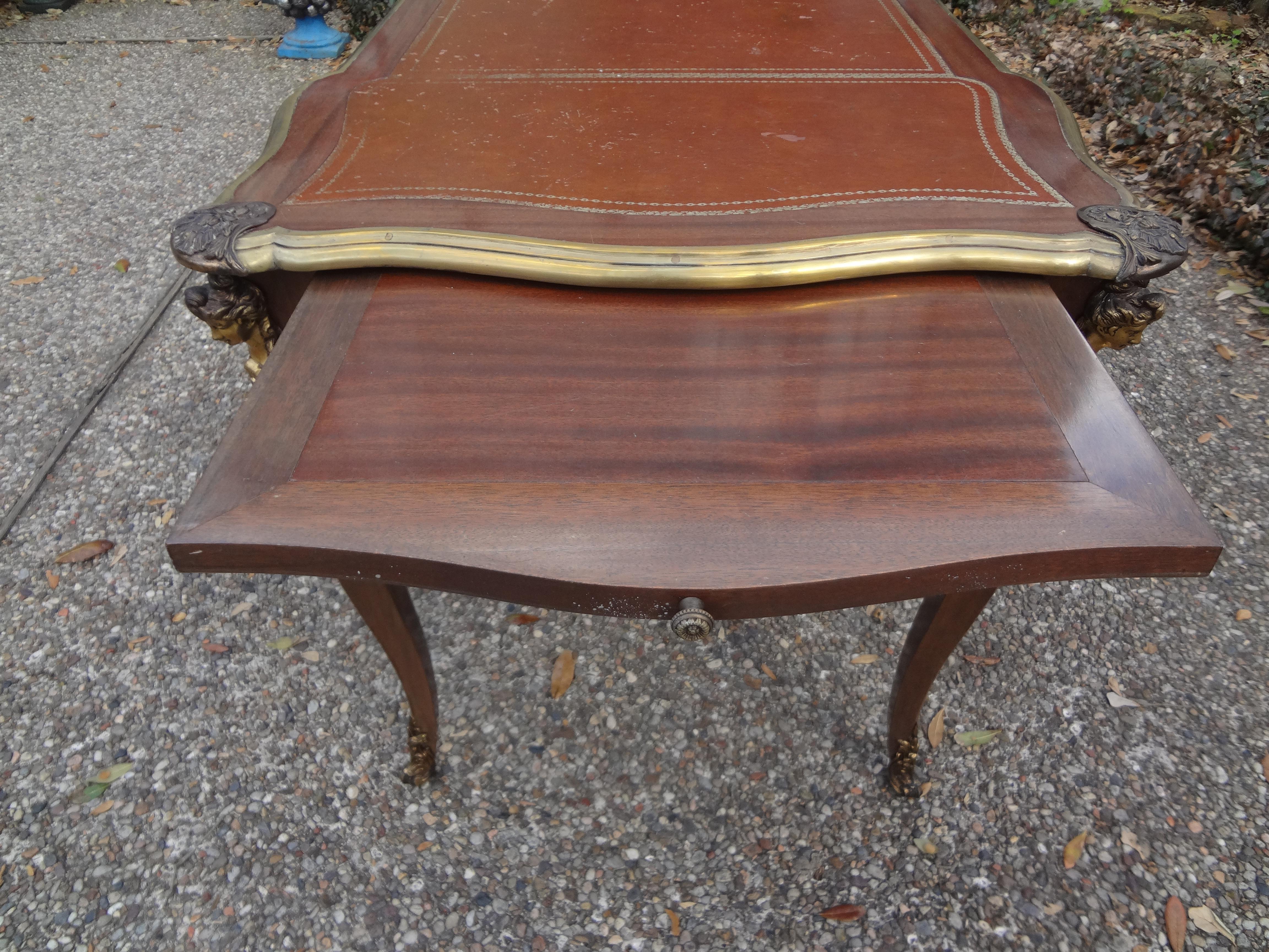 19th Century French Louis XV Style Desk-Bureau Plat In Good Condition In Houston, TX