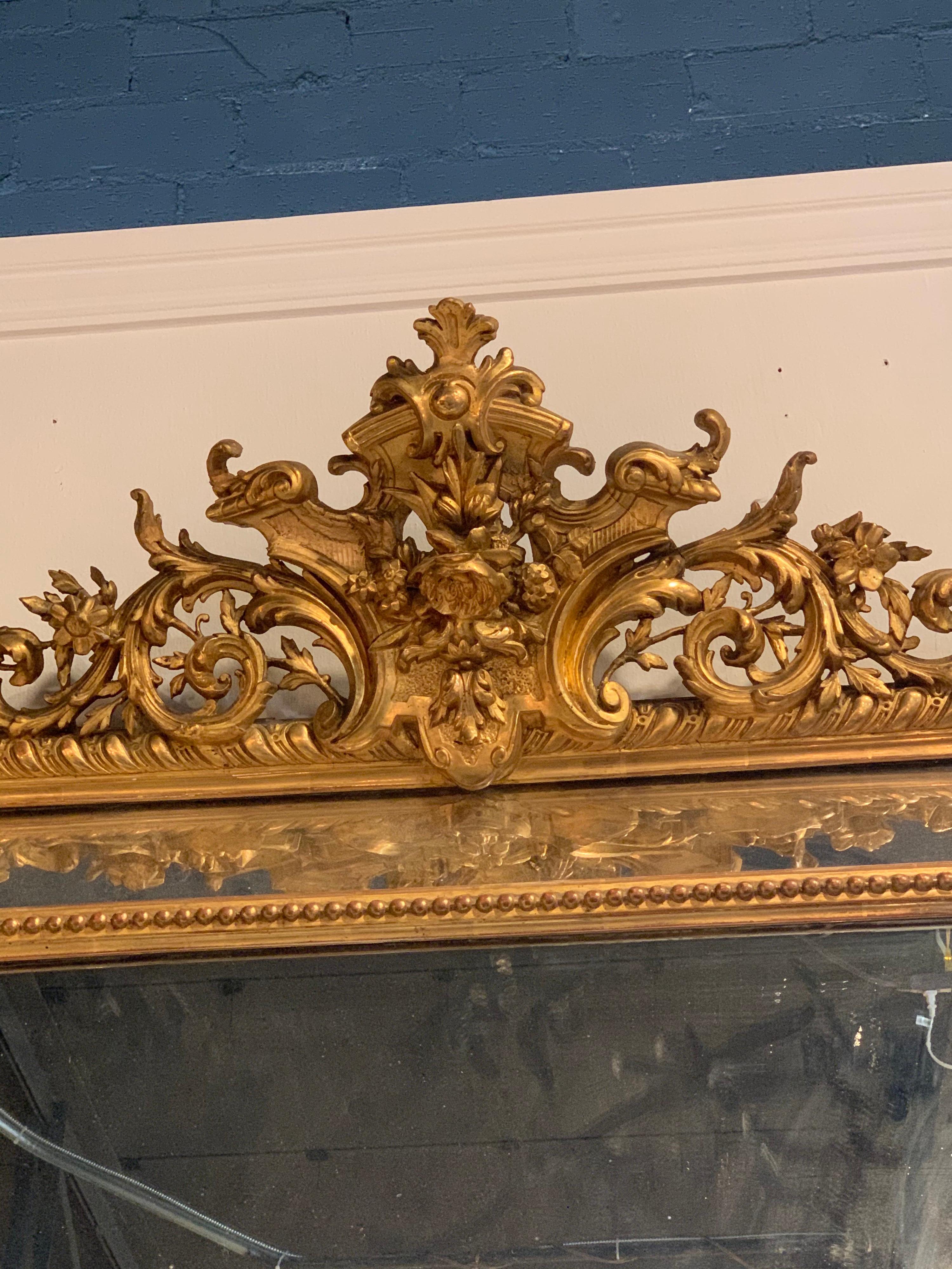 19th Century French Louis XV Style Carved and Giltwood Mirror In Good Condition For Sale In Dallas, TX