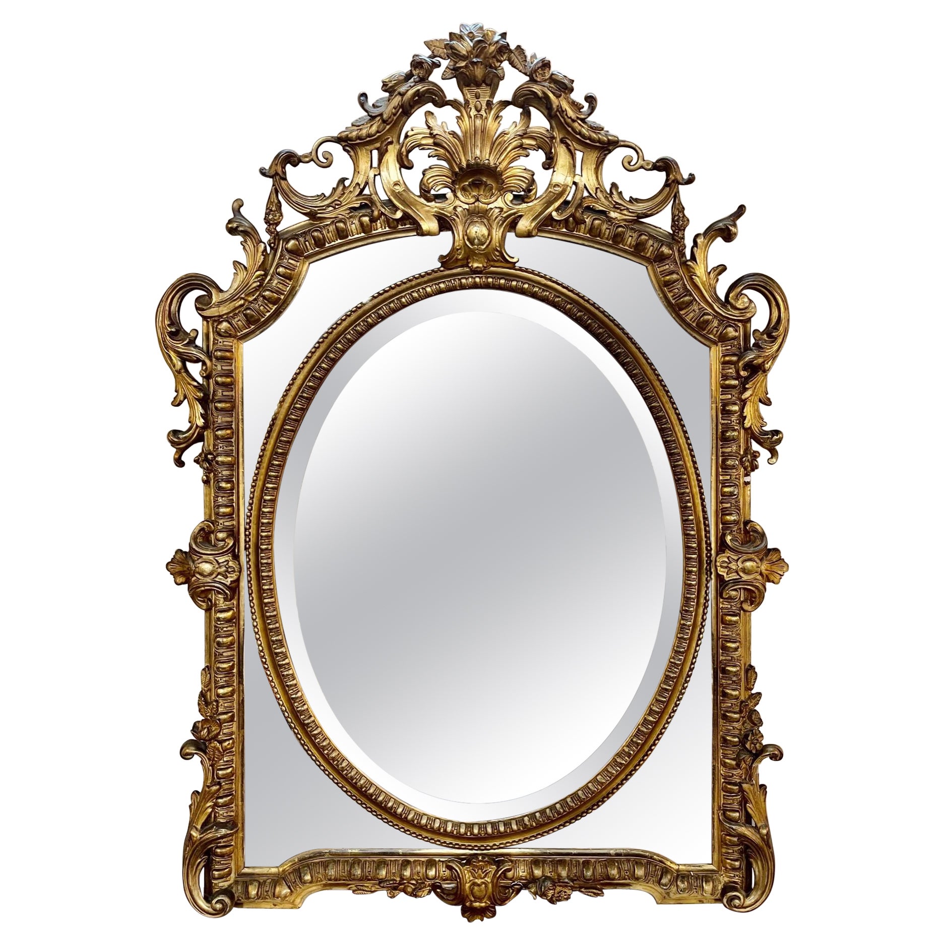 Specchio francese del XIX secolo in stile Luigi XV intagliato e in legno dorato