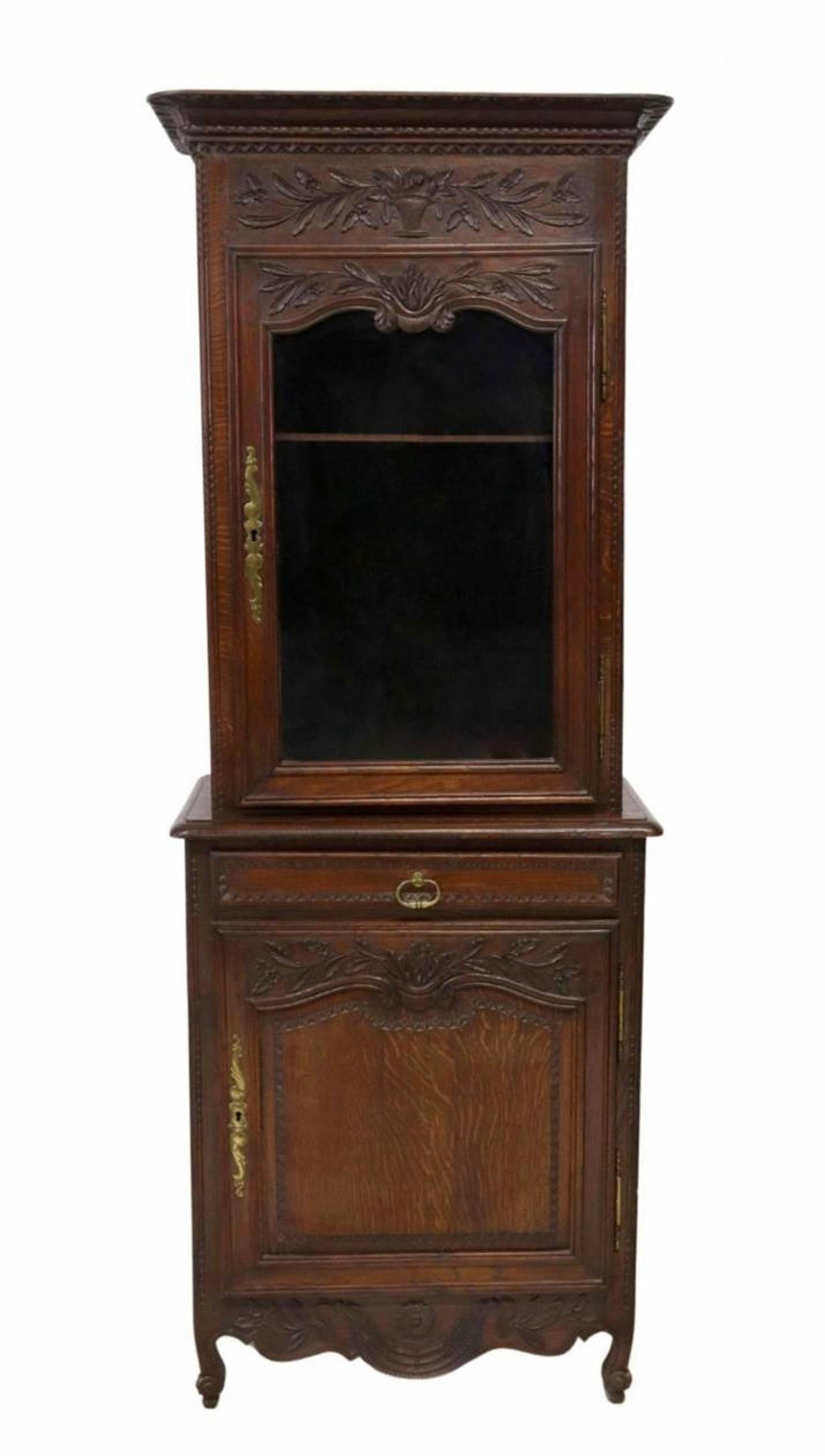 19th Century French Louis XV Style Carved Oak Vitrine Cabinet In Good Condition In Forney, TX