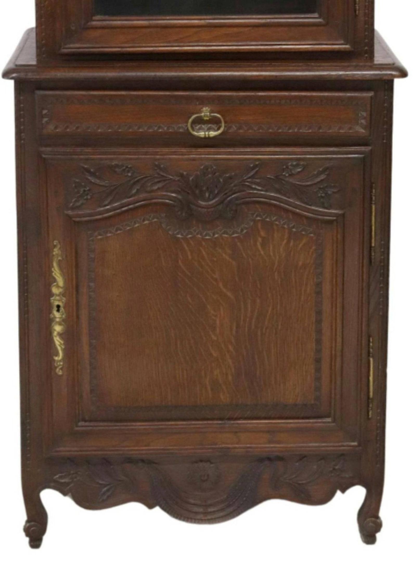 19th Century French Louis XV Style Carved Oak Vitrine Cabinet 2