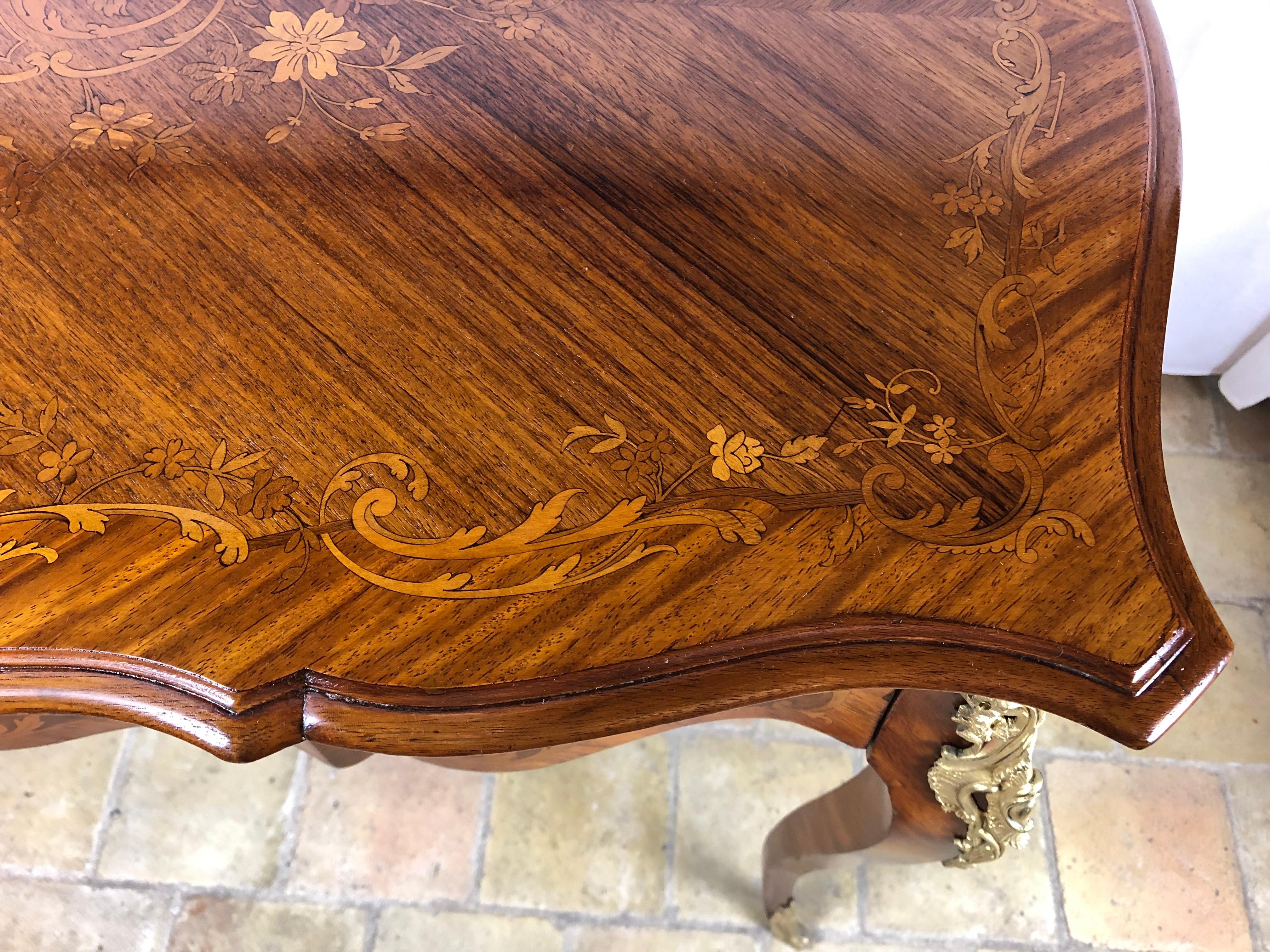 Mahogany 19th Century French Louis XV Style Floral Marquetry and Gilt Bronze Writing Desk For Sale