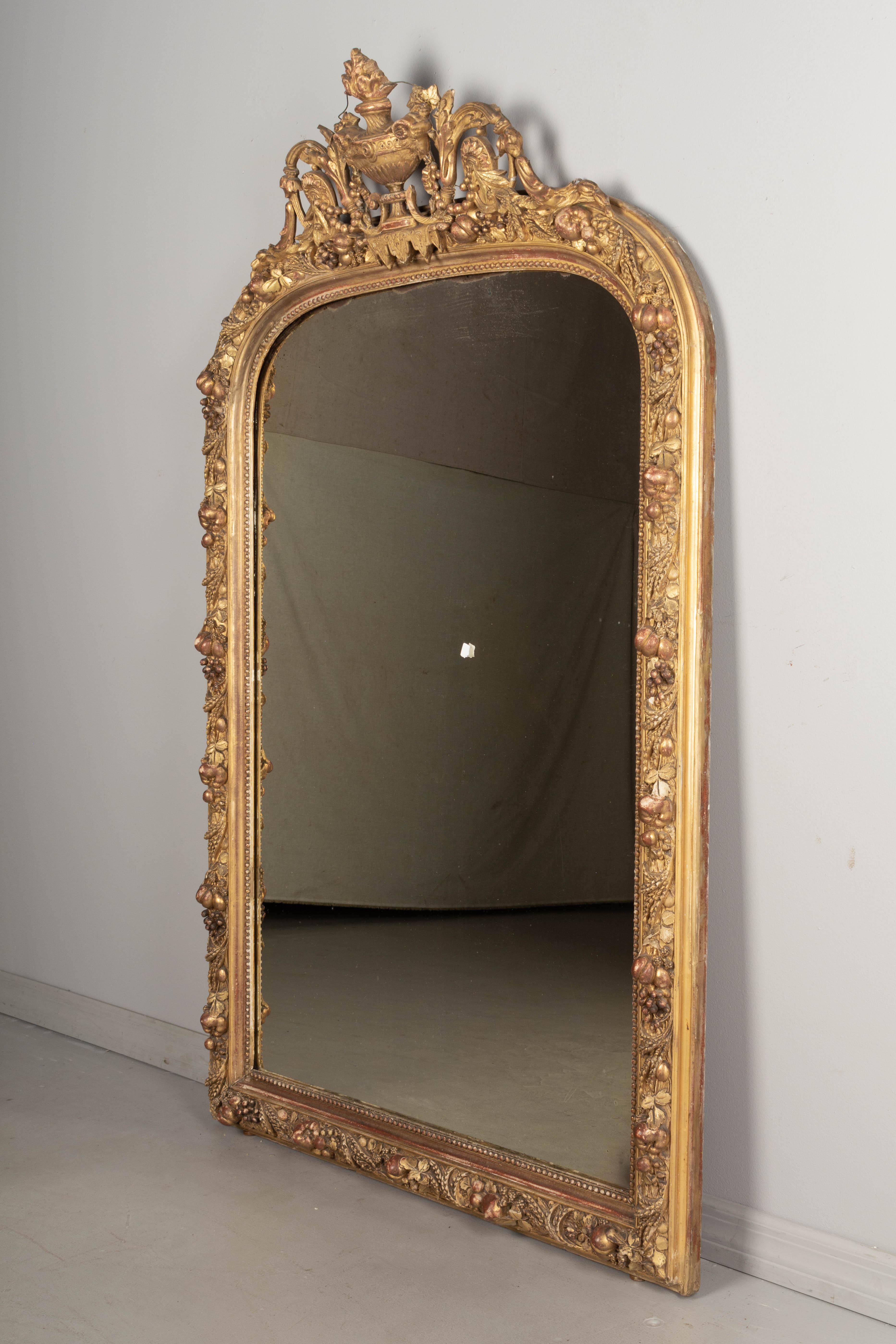 19th Century French Louis XV Style Gilded Mirror For Sale 5