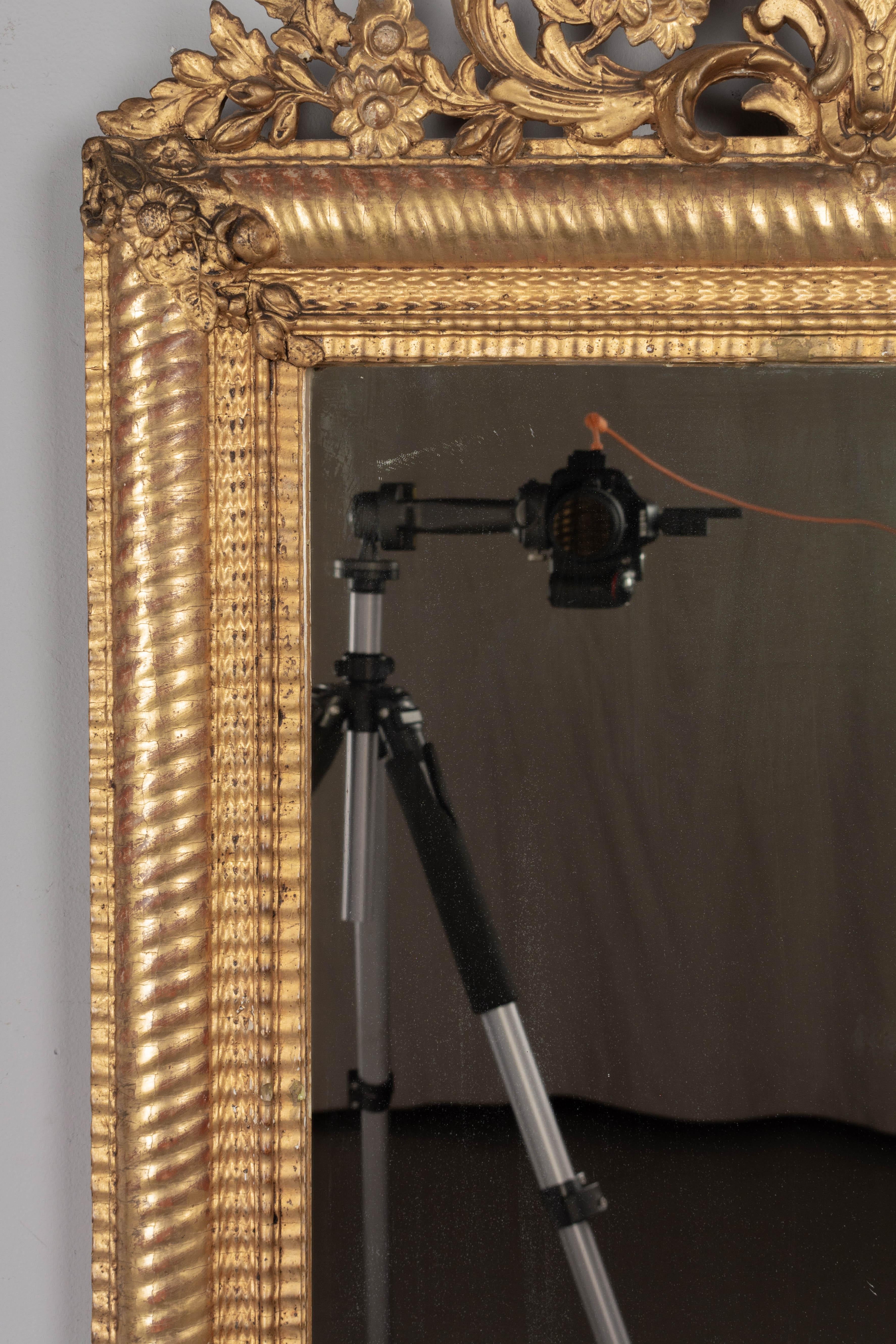 19. Jahrhundert Französisch Louis XV Stil vergoldeten Spiegel (Vergoldet) im Angebot