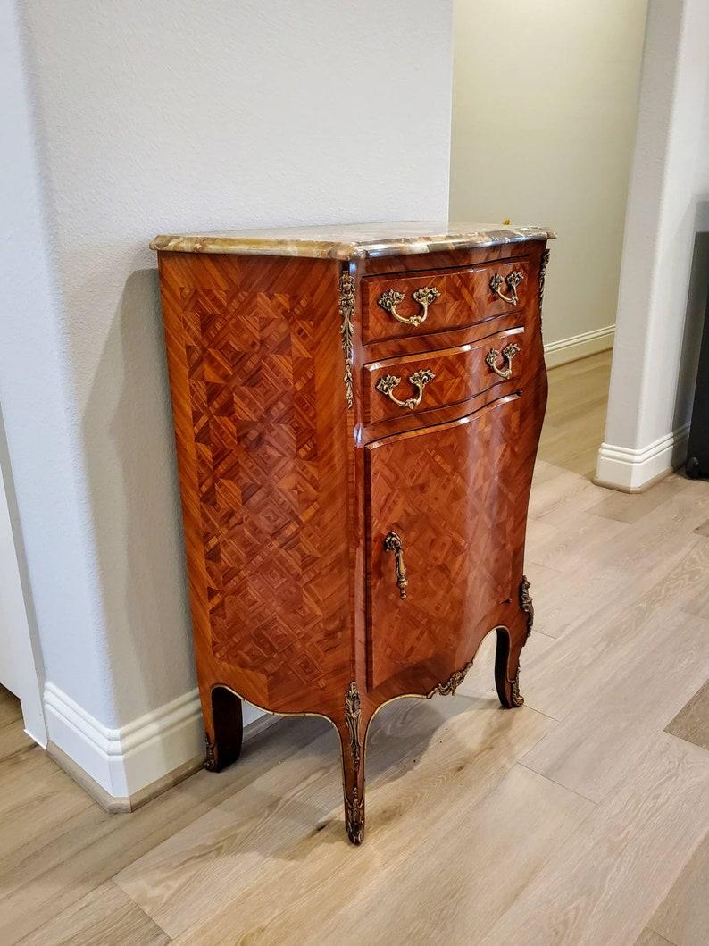 19th Century French Louis XV Style Gilt Bronze Mounted Cabinet In Good Condition For Sale In Forney, TX