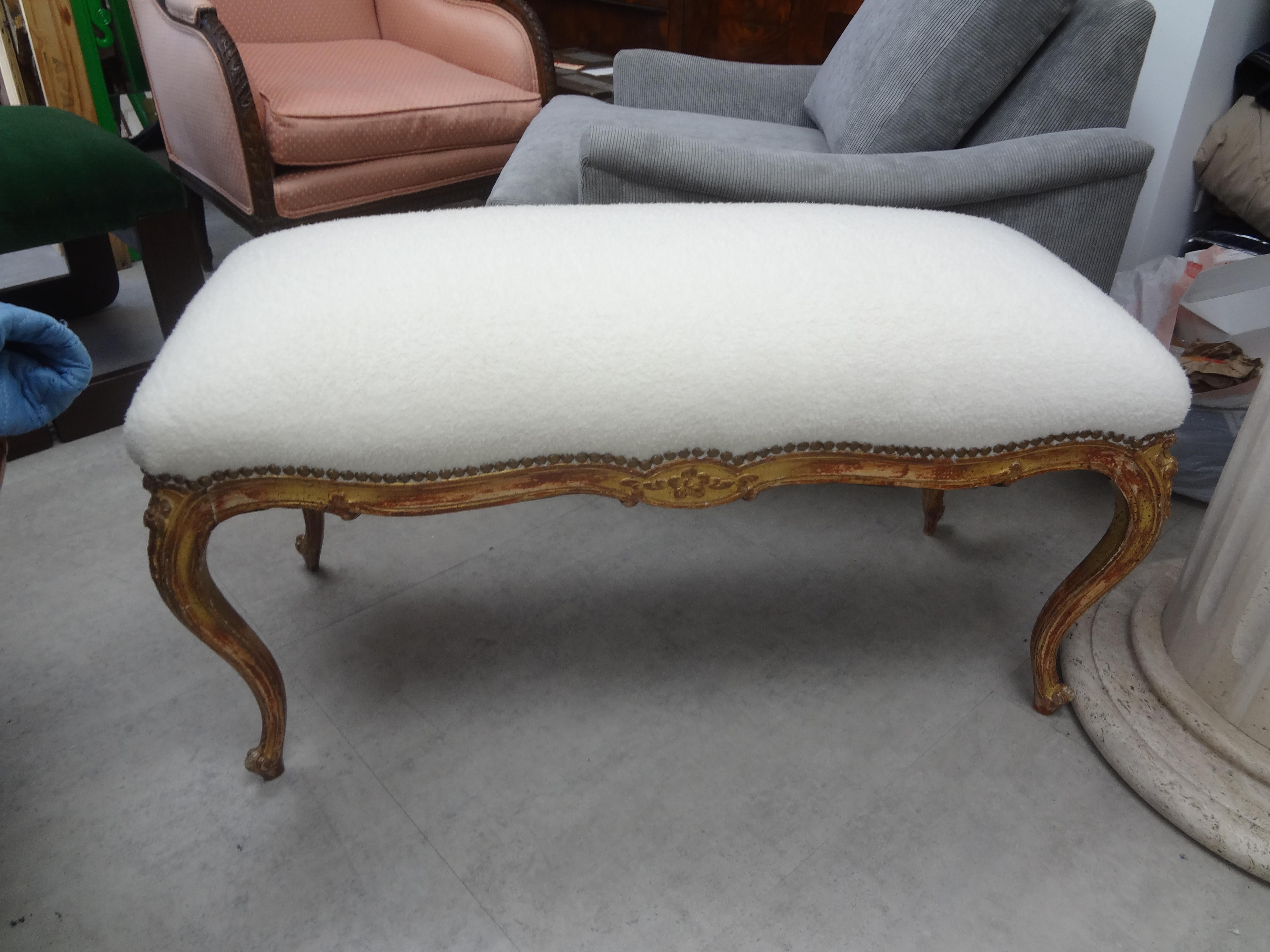 19th Century French Louis XV Style Giltwood Bench For Sale 3