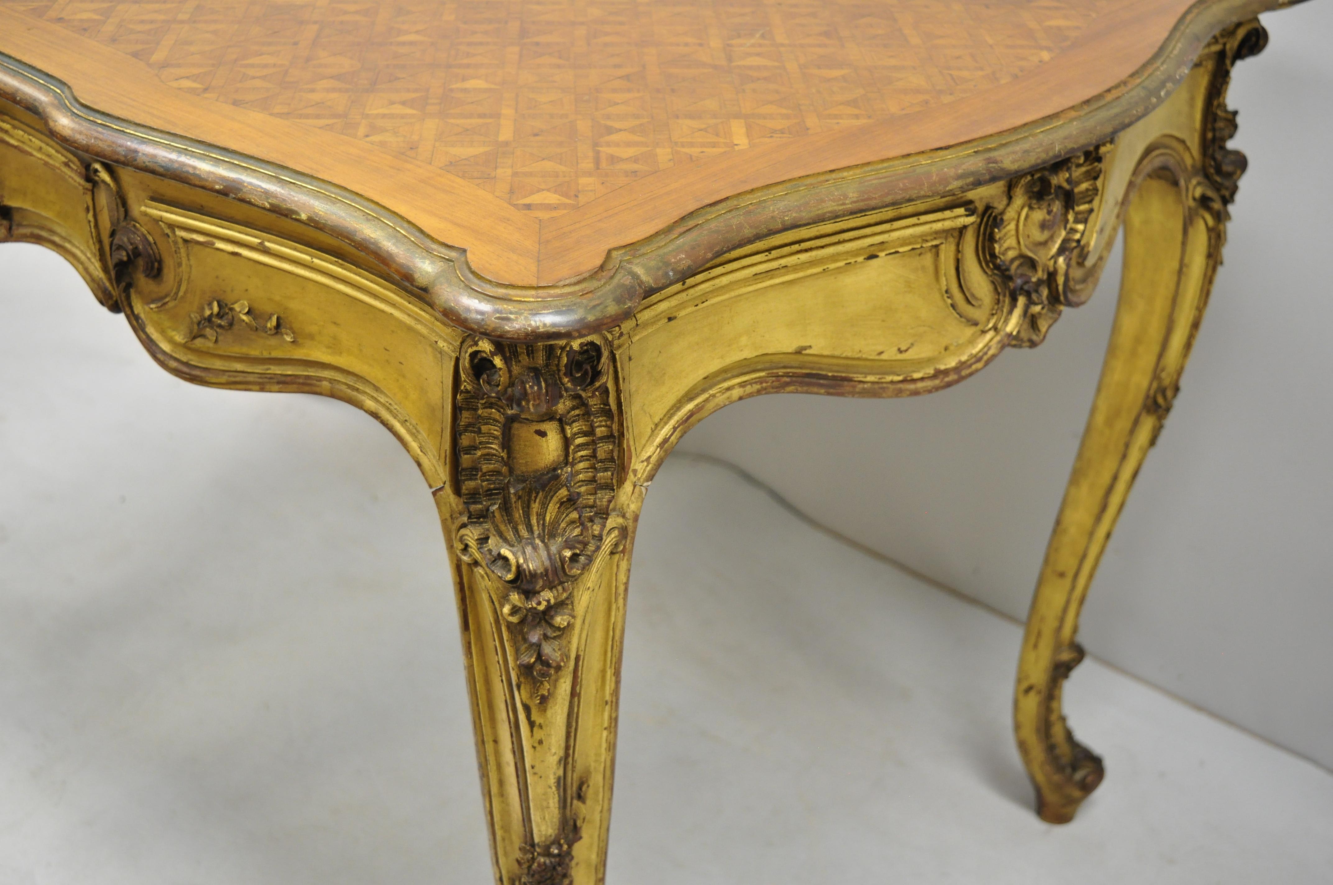 French Louis XV Style Gold Gilt Writing Desk with Marquetry Inlaid Top In Good Condition For Sale In Philadelphia, PA