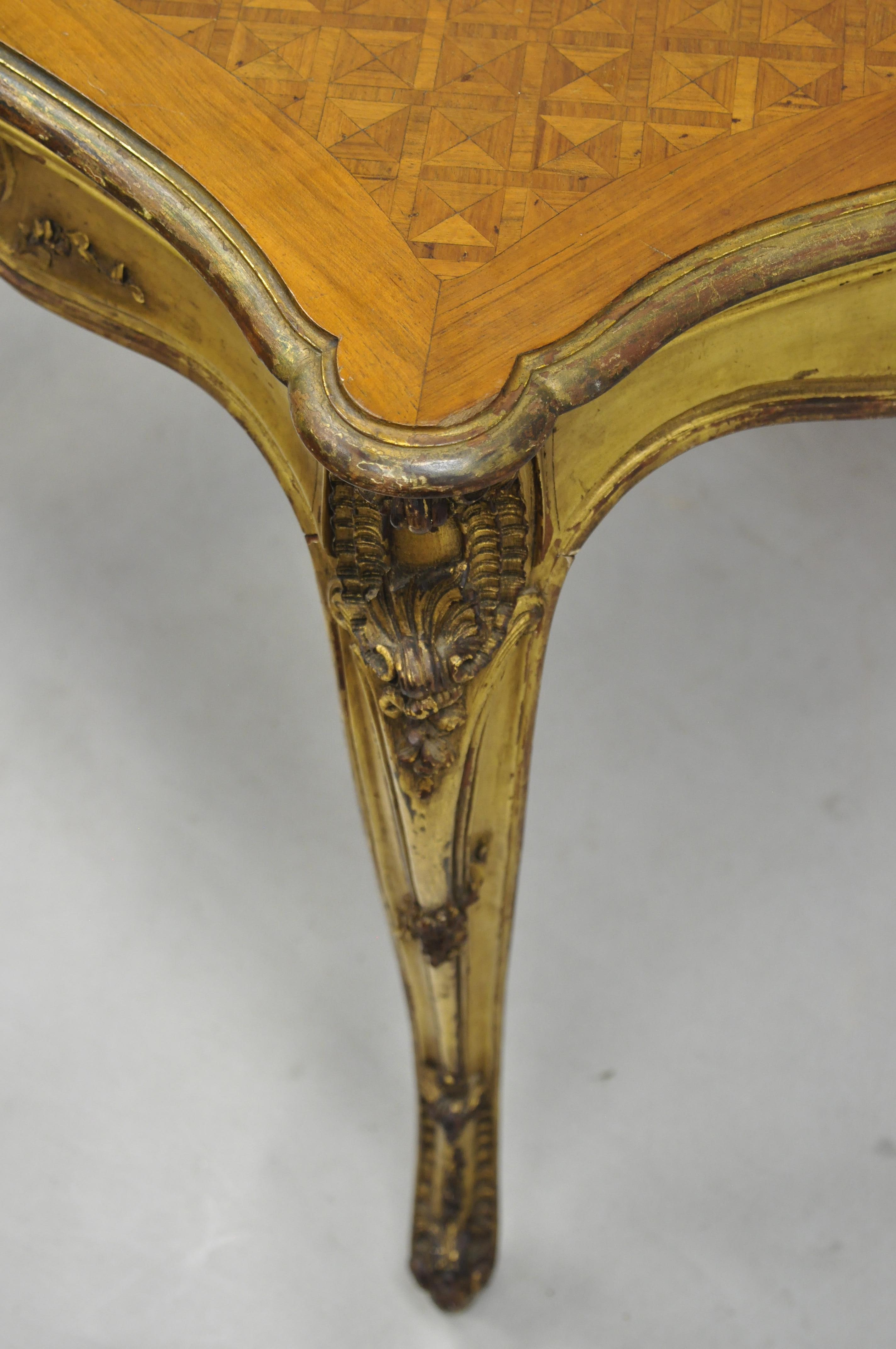 French Louis XV Style Gold Gilt Writing Desk with Marquetry Inlaid Top For Sale 1