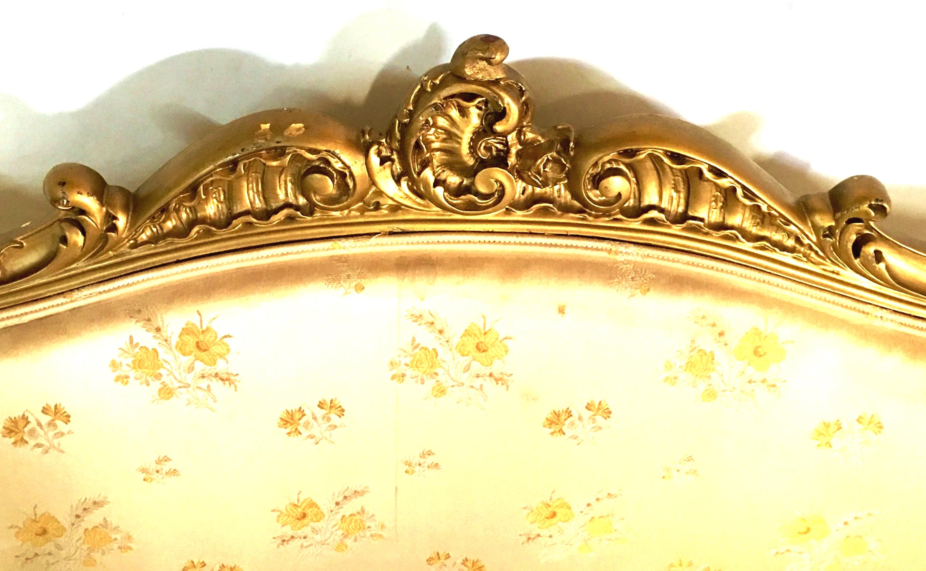 19th Century French Louis XV Style Gold Giltwood Three-Piece Rolling Parlor Set For Sale 5