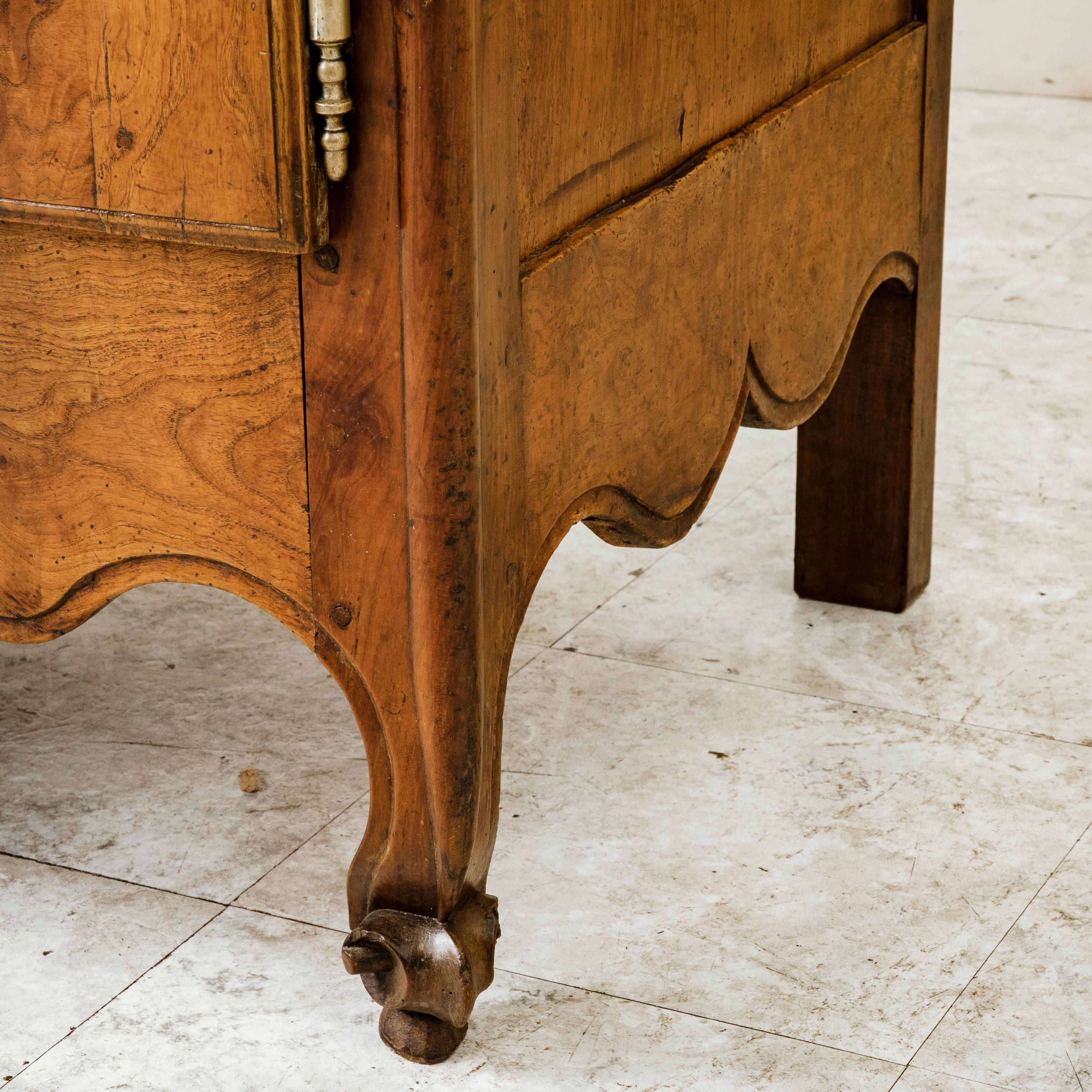 19th Century French Louis XV Style Hand Carved Burl Elm Armoire or Wardrobe For Sale 12