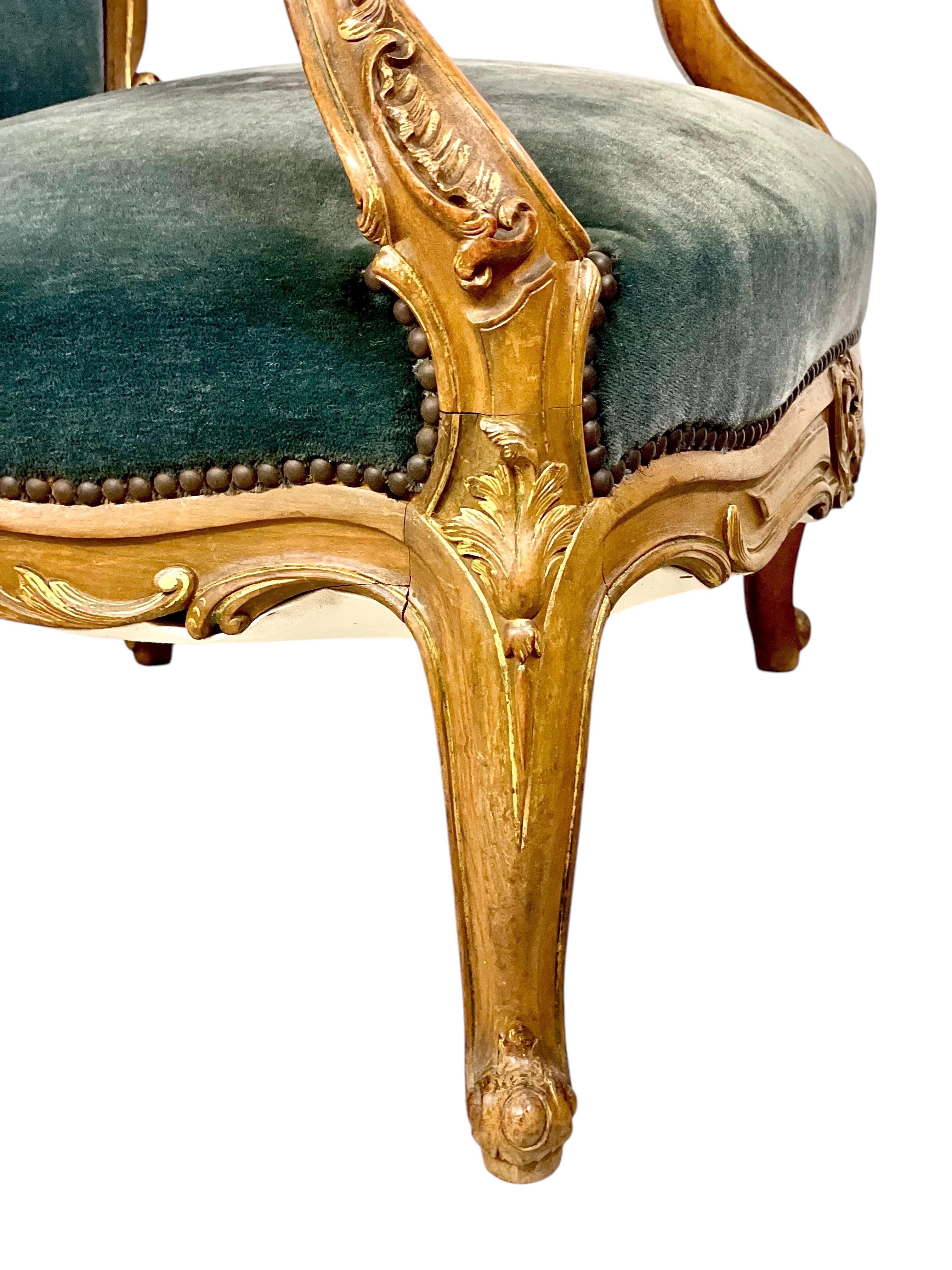 19th Century Lounge Armchair in Carved Giltwood and Velvet For Sale 6