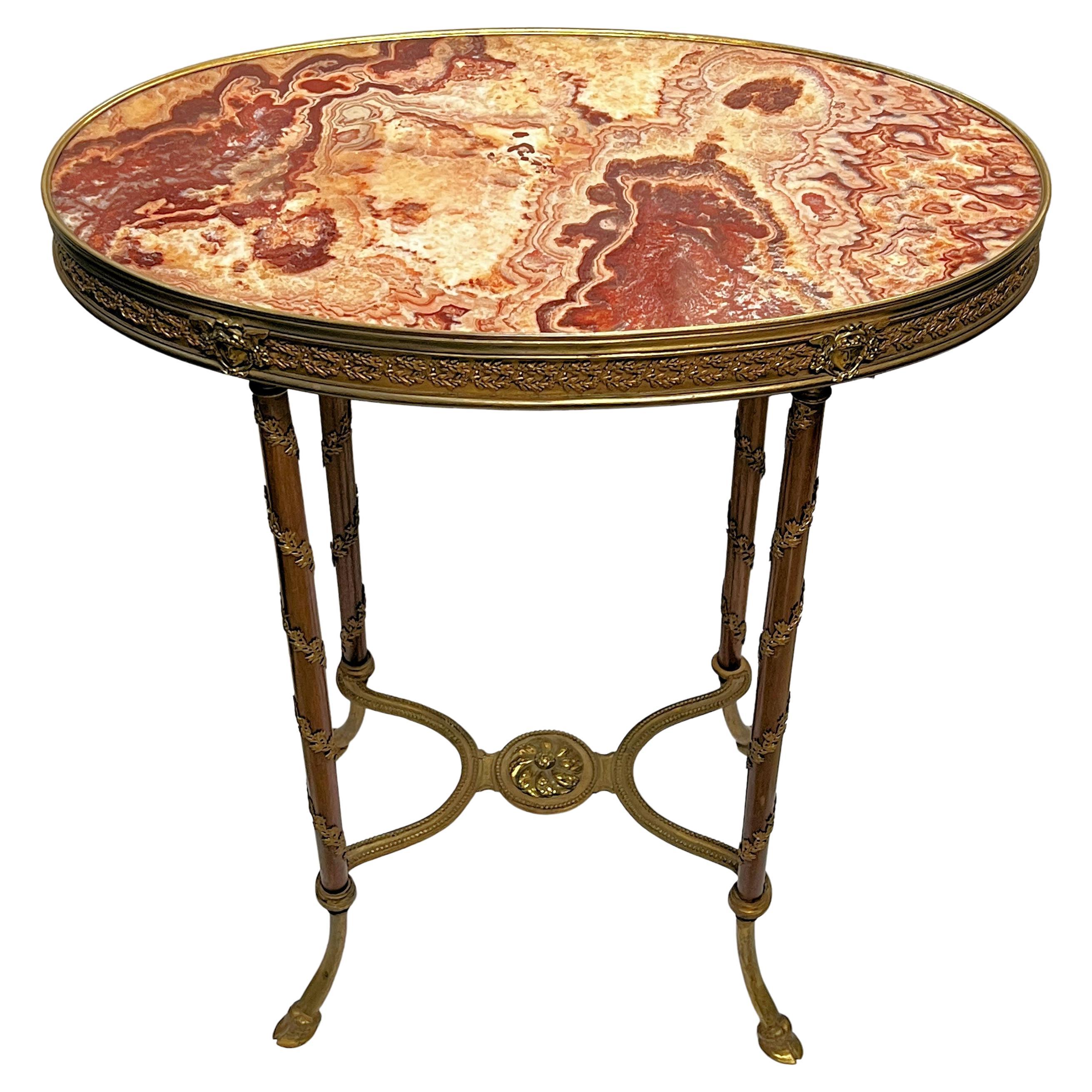 Table d'appoint française du 19ème siècle de style Louis XV en marbre et bronze