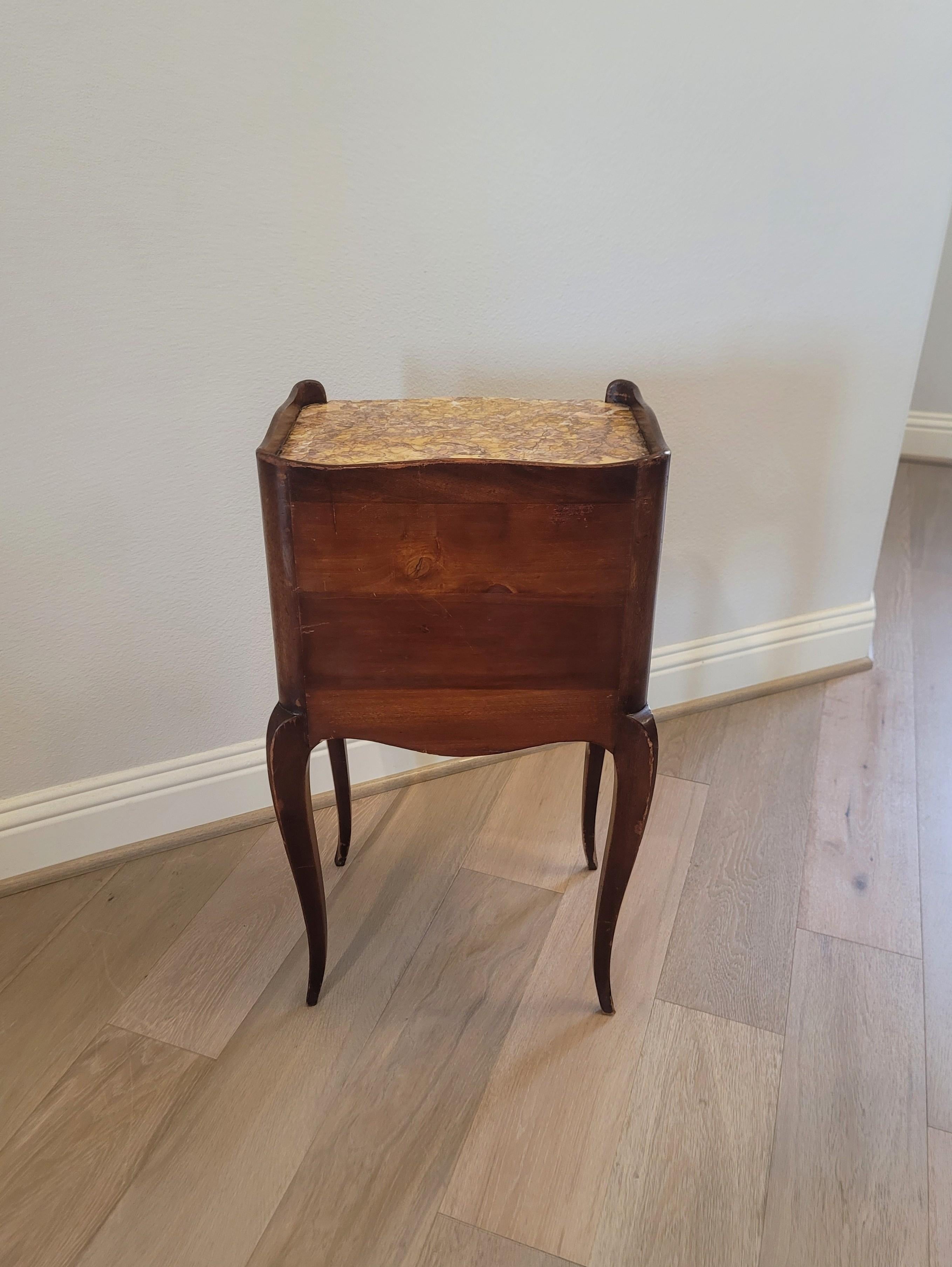 19th Century French Louis XV Style Marquetry Inlaid Nightstand Table For Sale 12