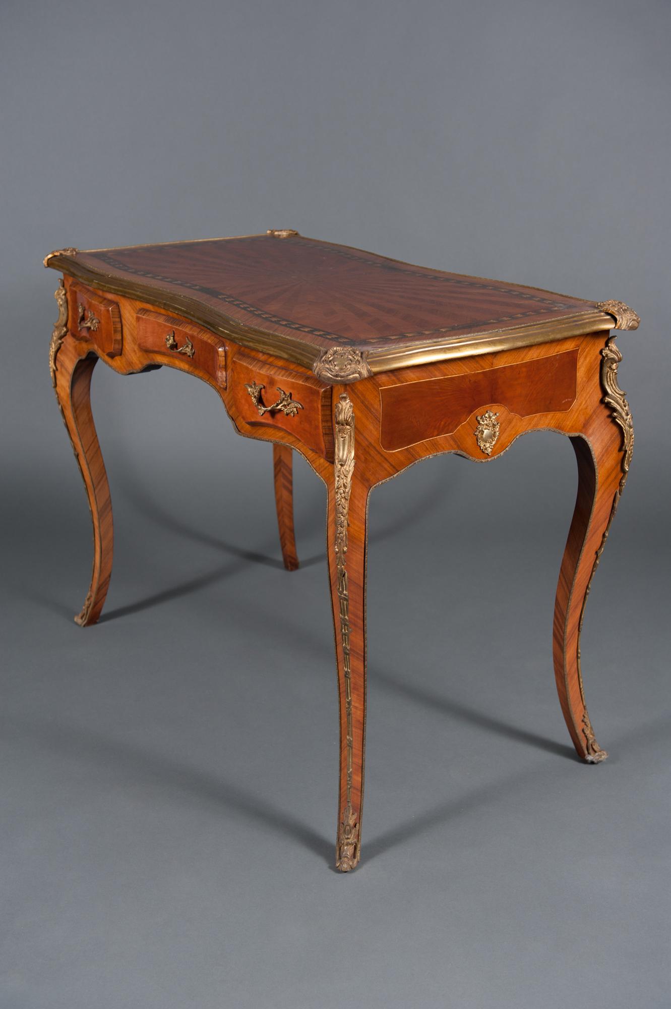 European 19th Century French Louis XV Style Marquetry Lady's Desk For Sale