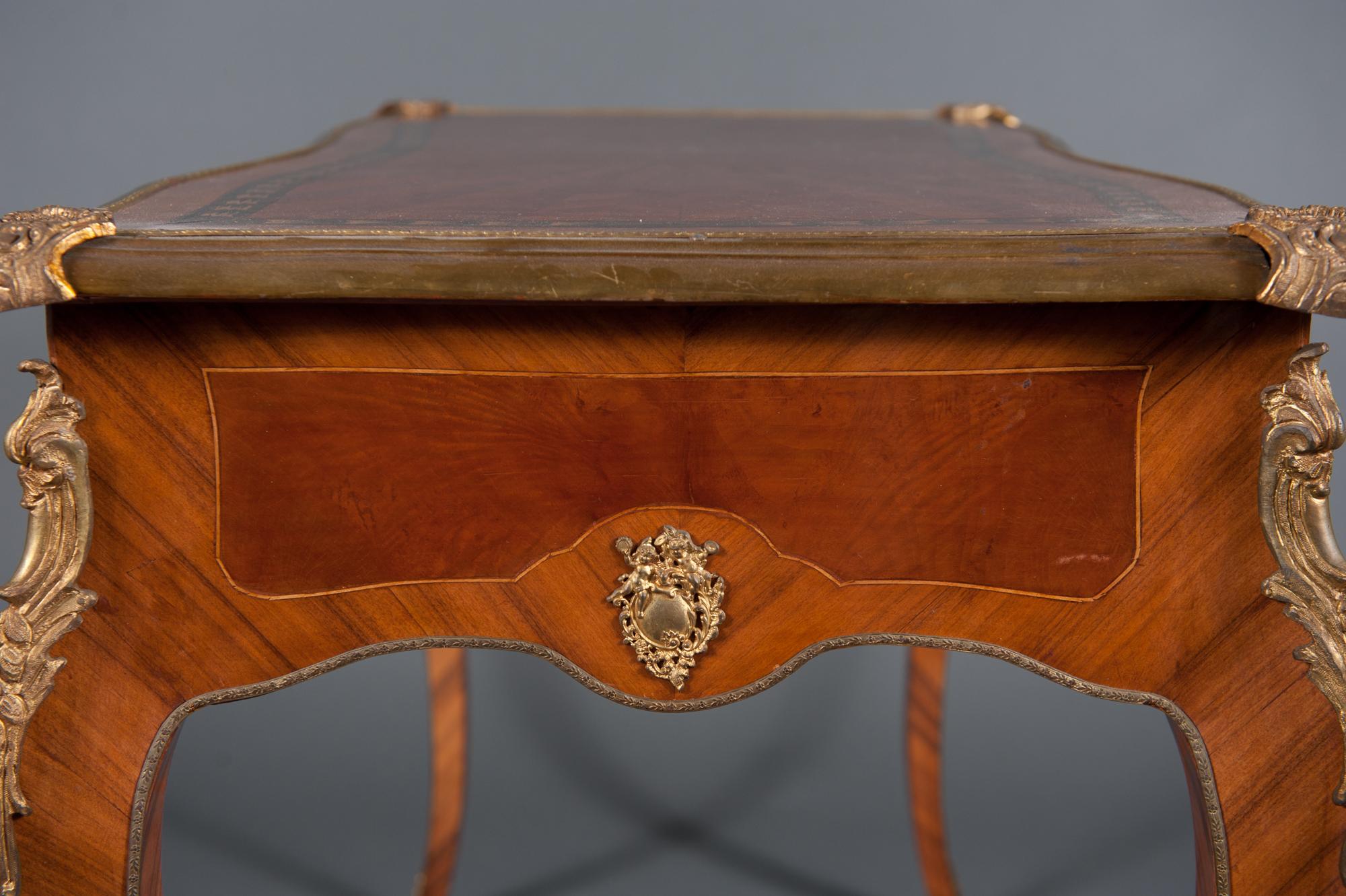 Kingwood 19th Century French Louis XV Style Marquetry Lady's Desk For Sale