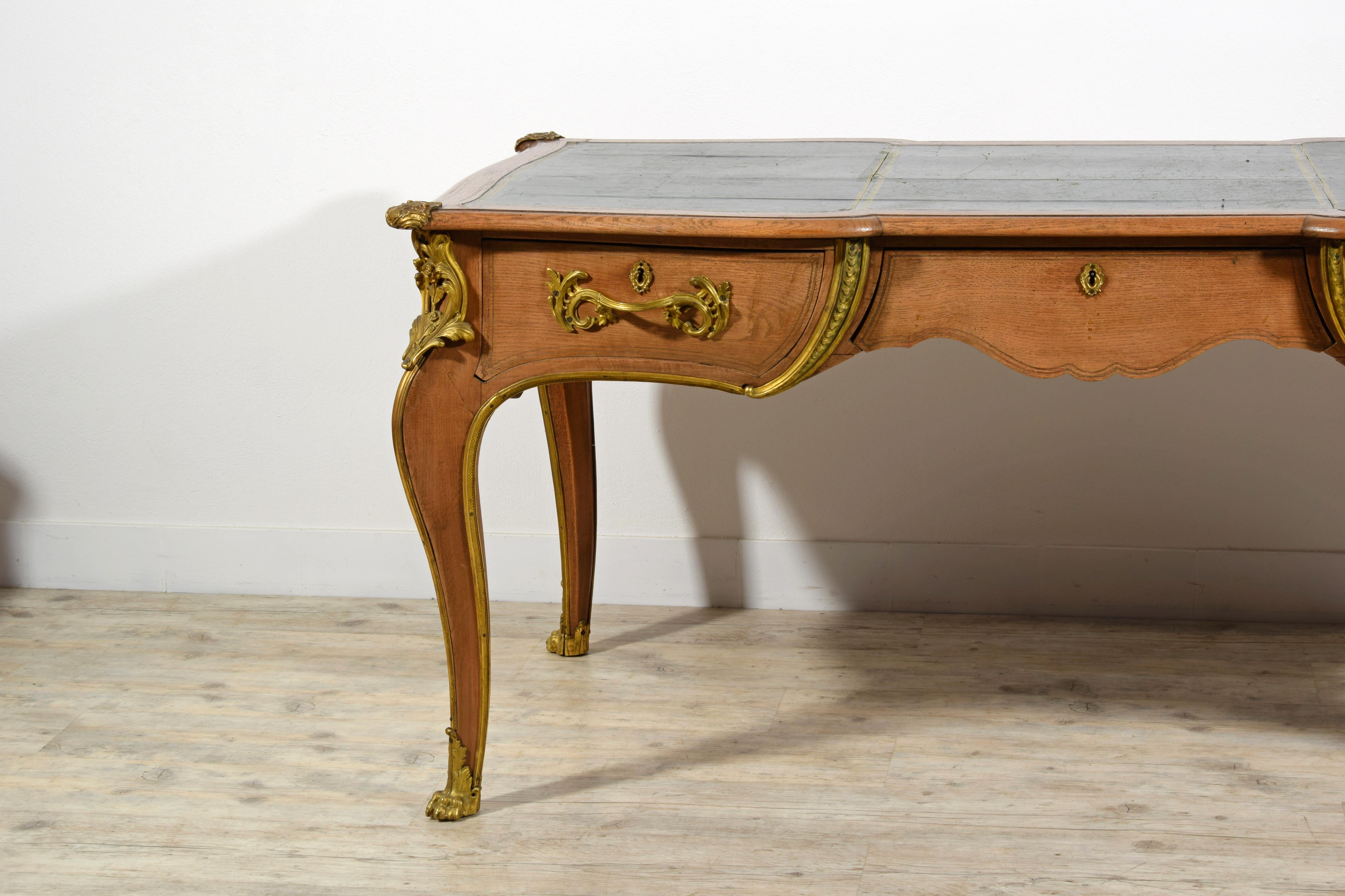 19th Century, French Louis XV style Natural Wood Center Desk with Gilt Bronzes  For Sale 11