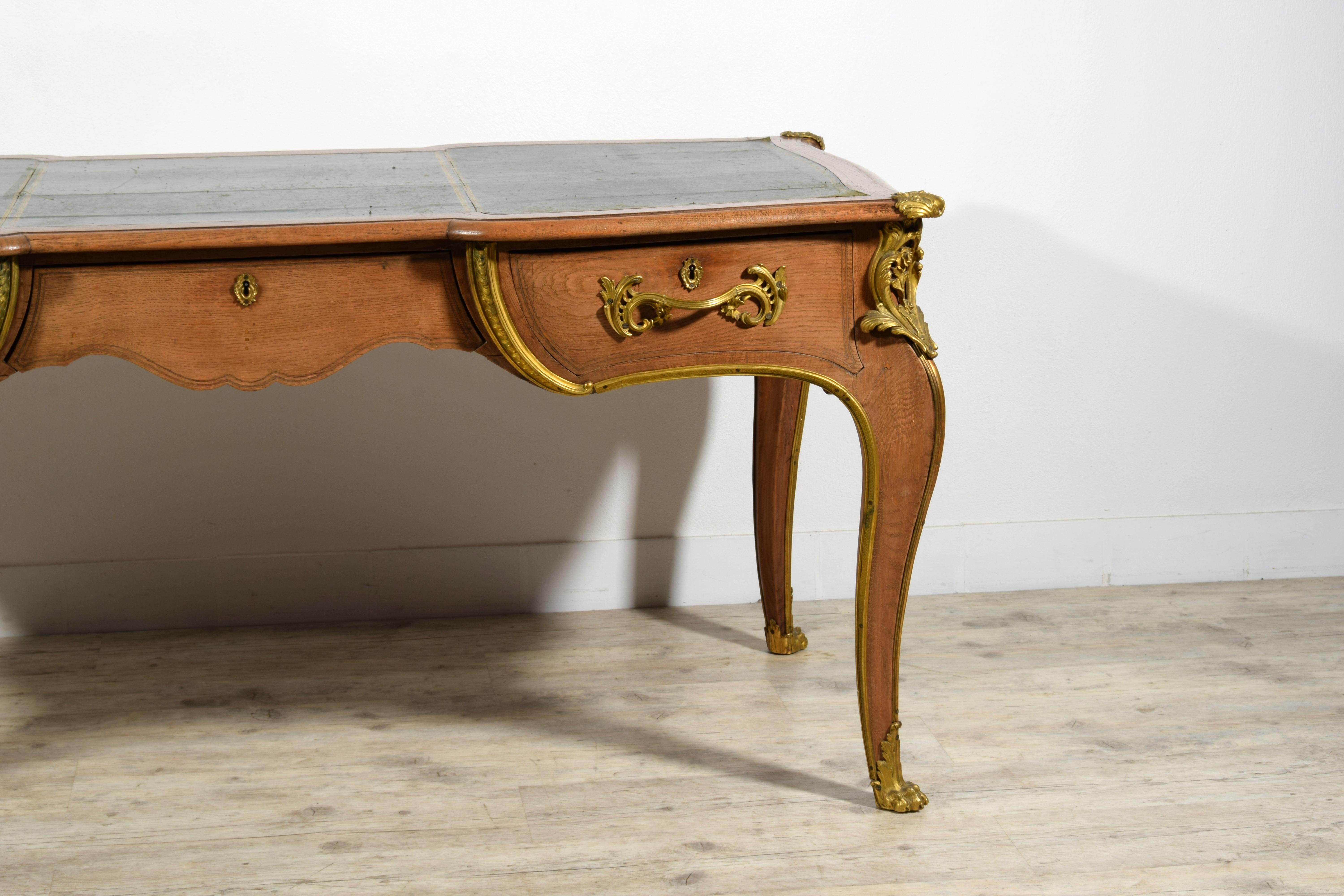 19th Century, French Louis XV style Natural Wood Center Desk with Gilt Bronzes  For Sale 12