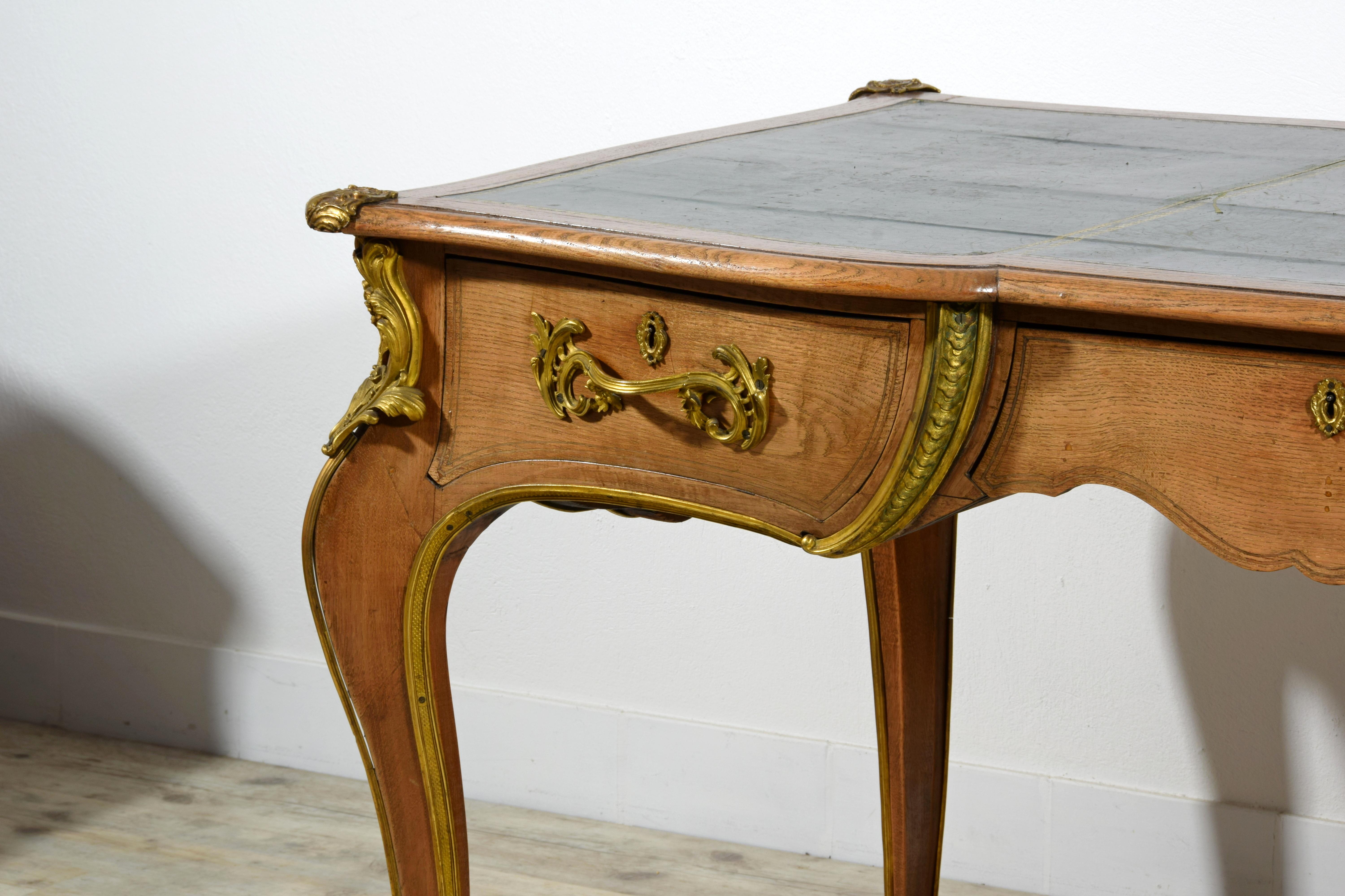 19th Century, French Louis XV style Natural Wood Center Desk with Gilt Bronzes  For Sale 13