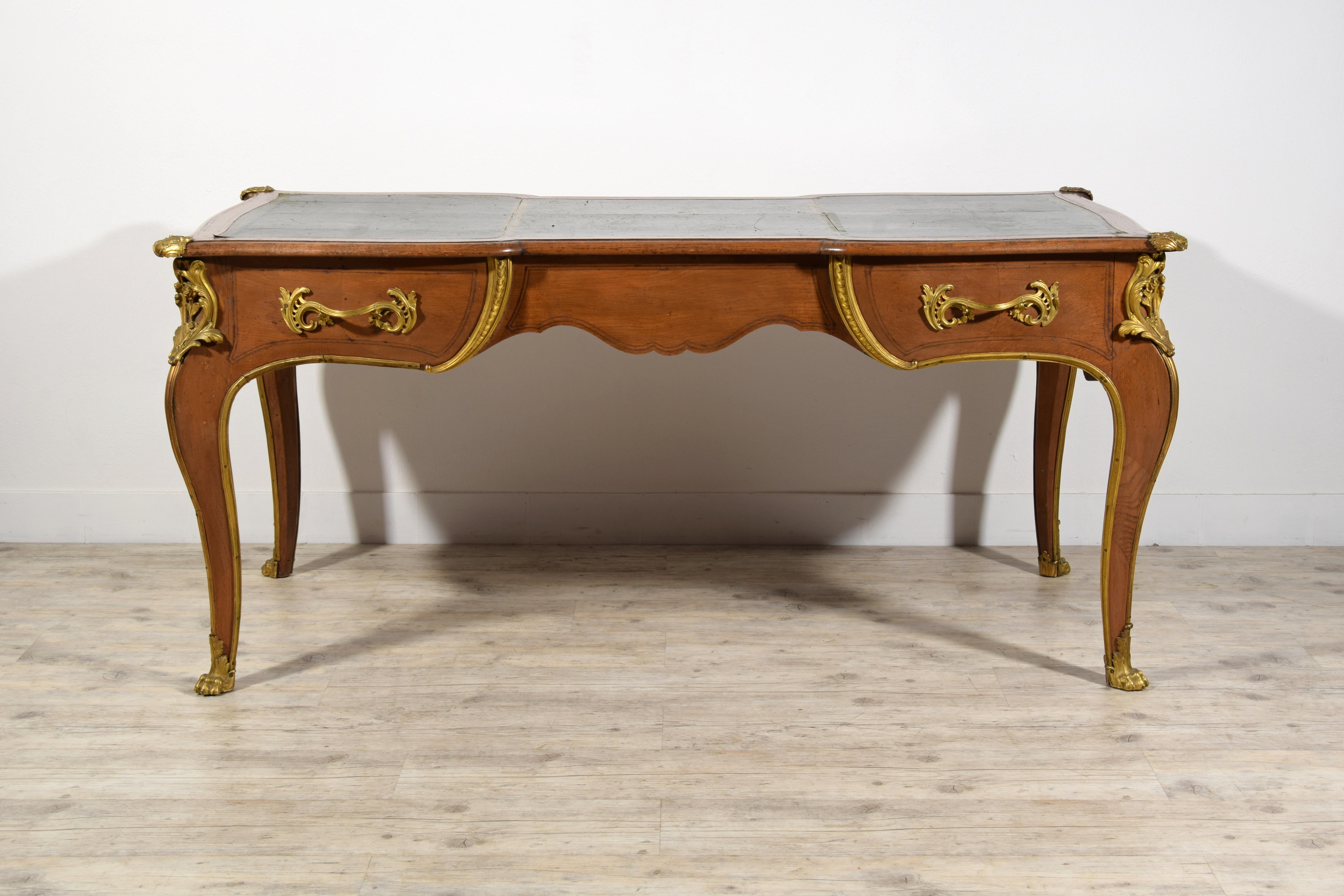 19th Century, French Louis XV style Natural Wood Center Desk with Gilt Bronzes  For Sale 7