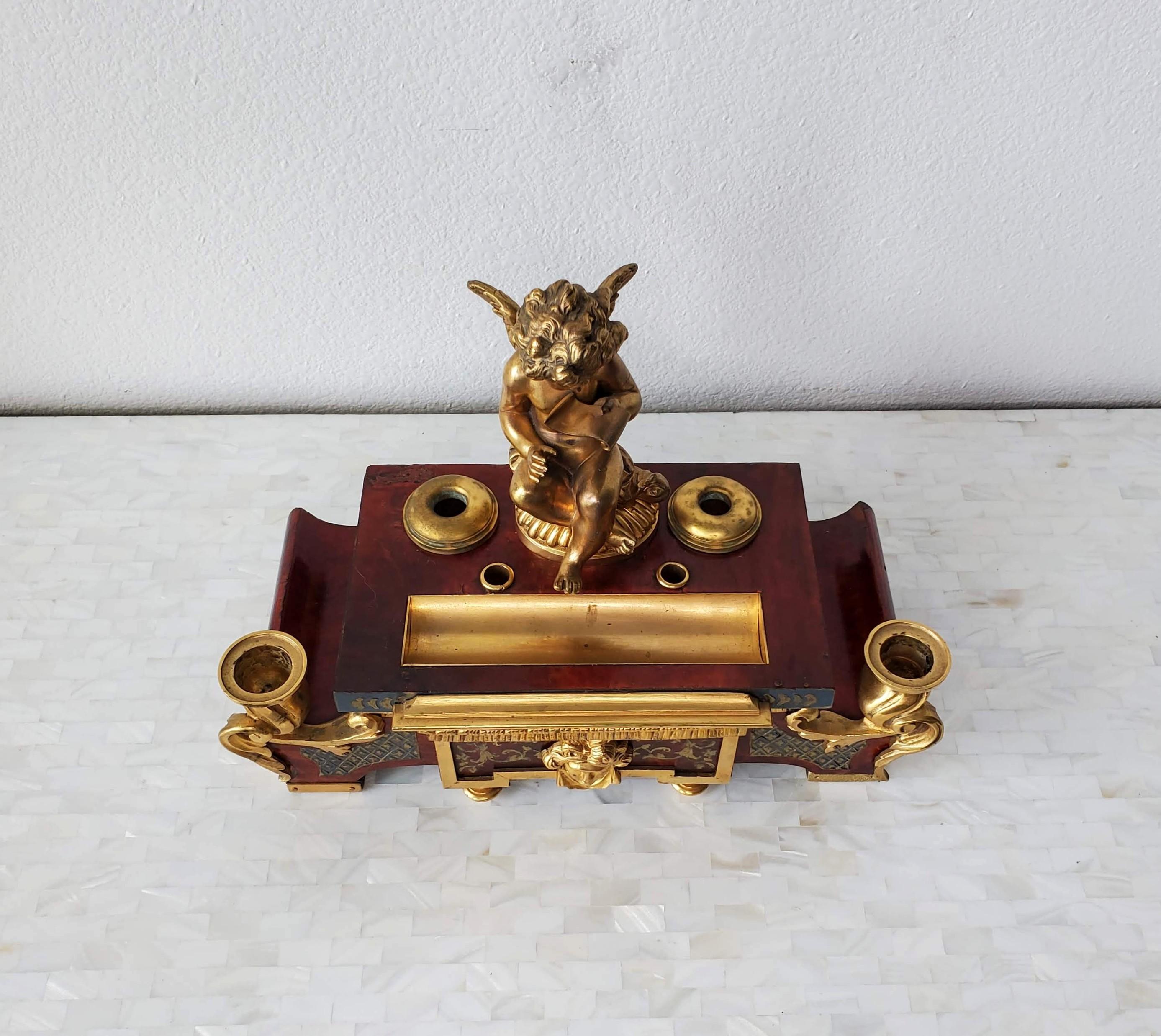 French Louis XIV Boulle Marquetry Tortoiseshell Gilt Bronze Inkwell Desk Stand In Good Condition For Sale In Forney, TX