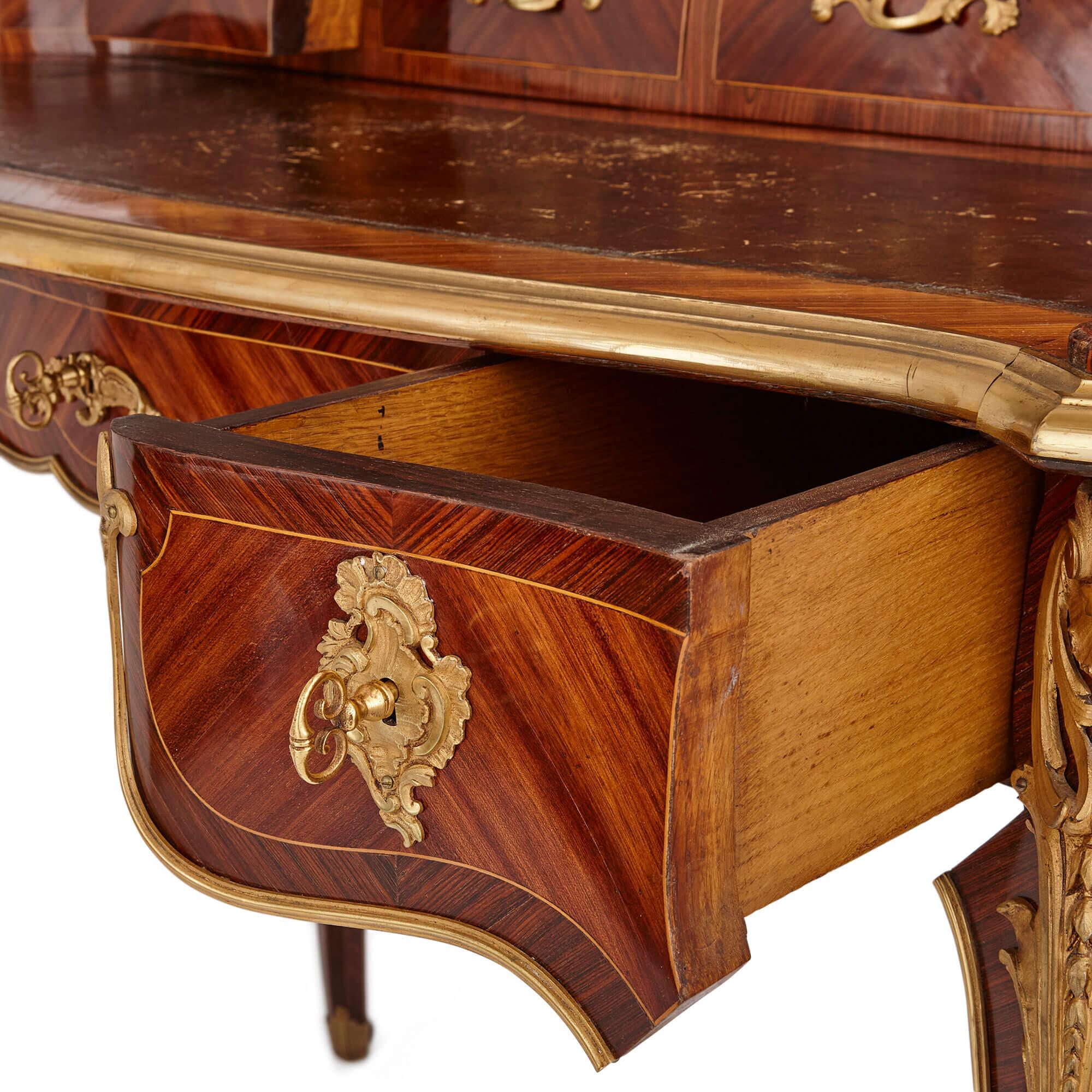Similoro Scrivania francese del XIX secolo in stile Luigi XV con montatura in ormù in vendita