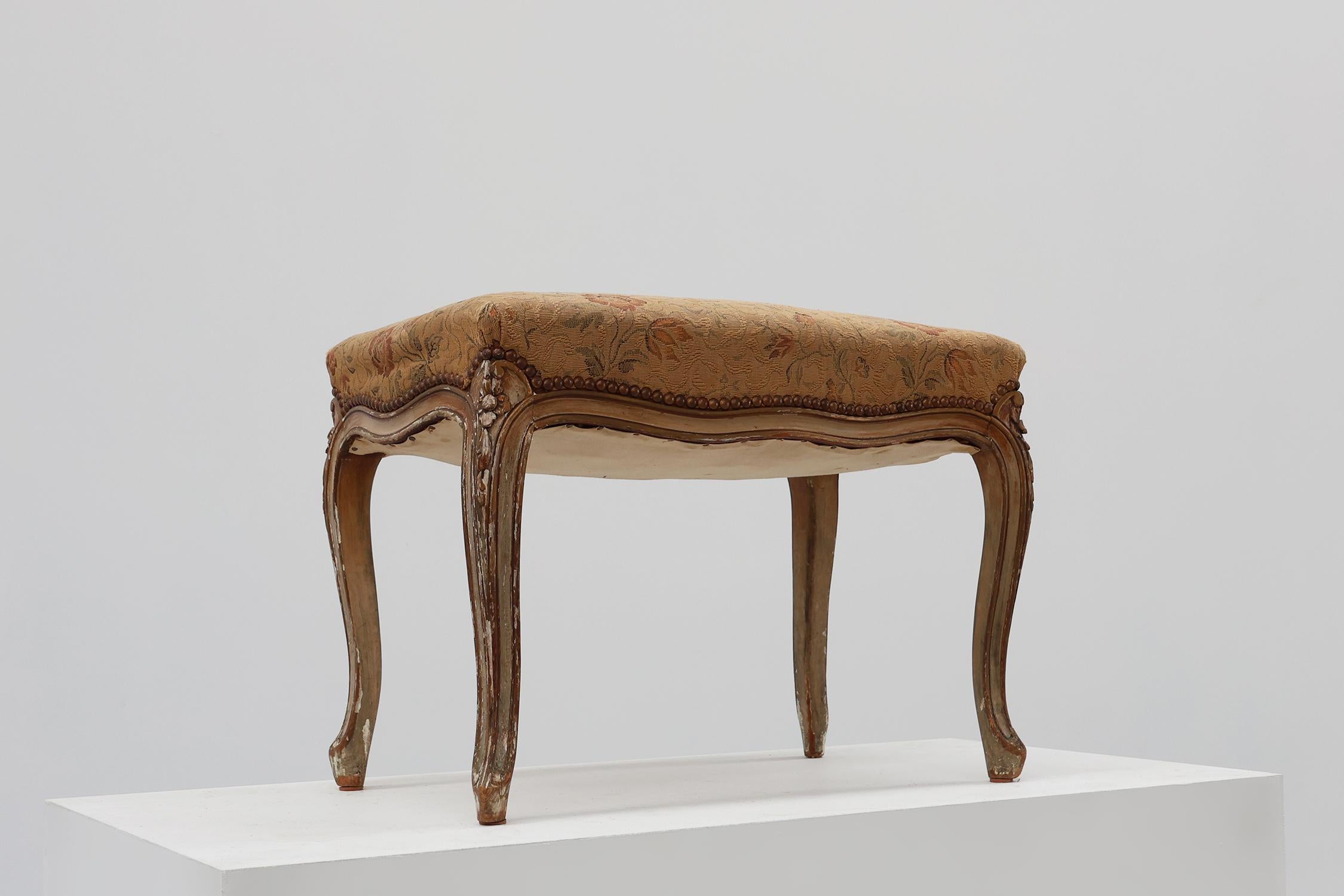 Banc ou tabouret de piano français du 19e siècle de style Louis XV en vente 4