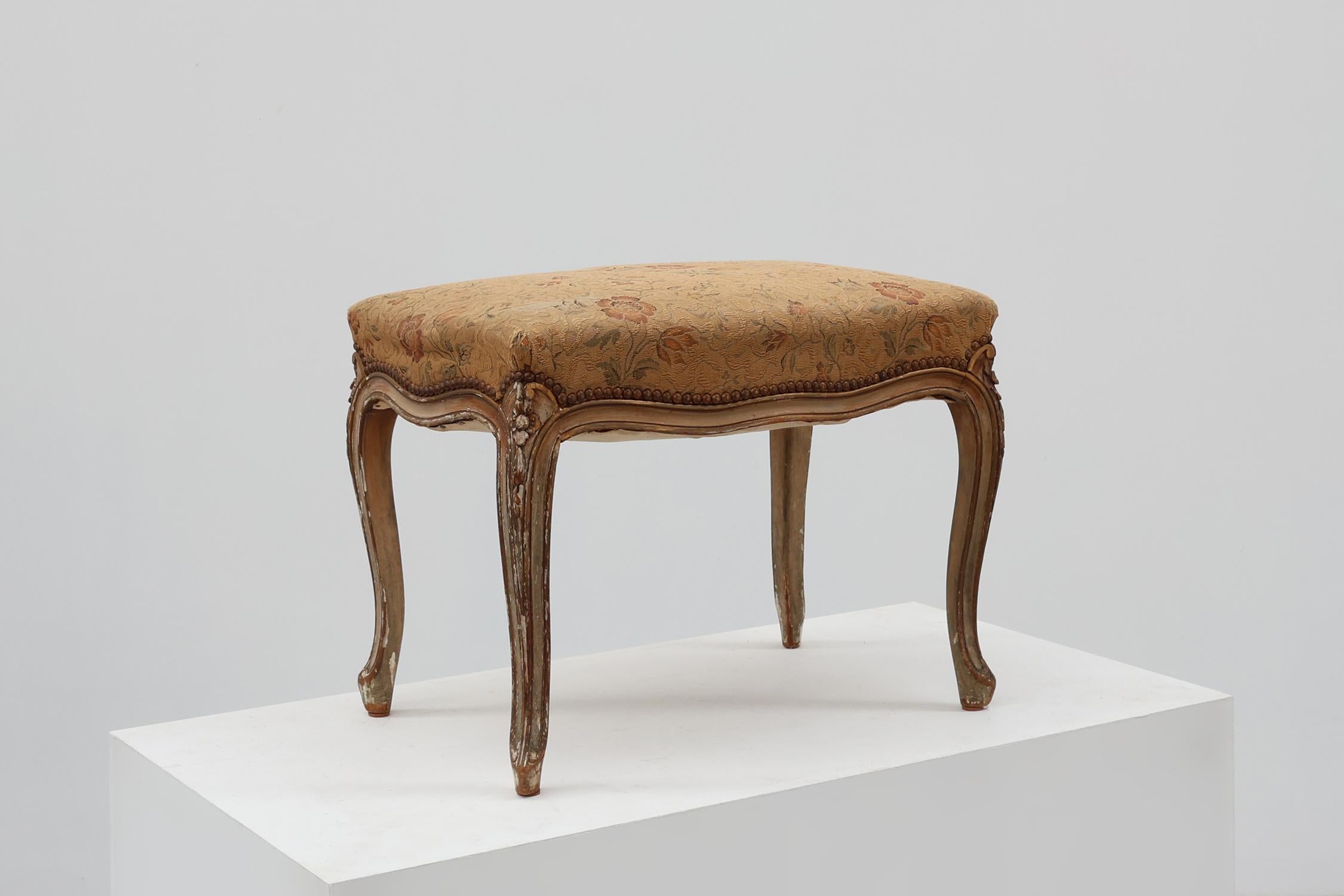 Français Banc ou tabouret de piano français du 19e siècle de style Louis XV en vente