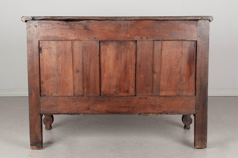 19th Century French Louis XV Style Provencal Buffet For Sale 6