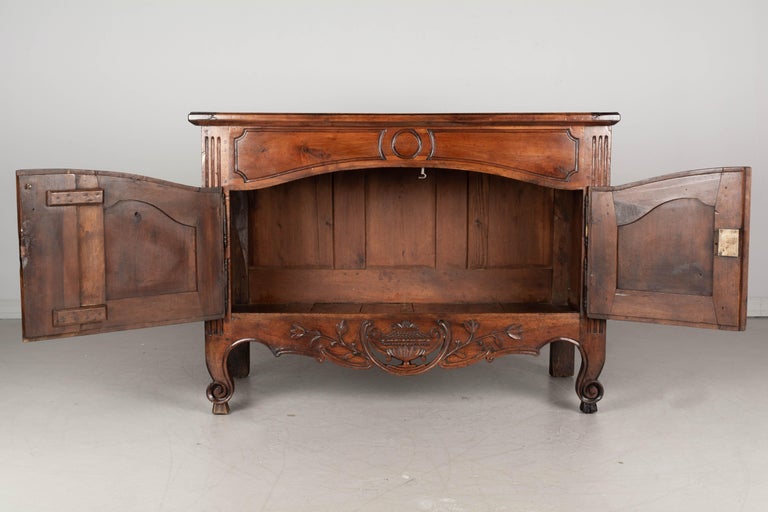 19th Century French Louis XV Style Provencal Buffet For Sale 2