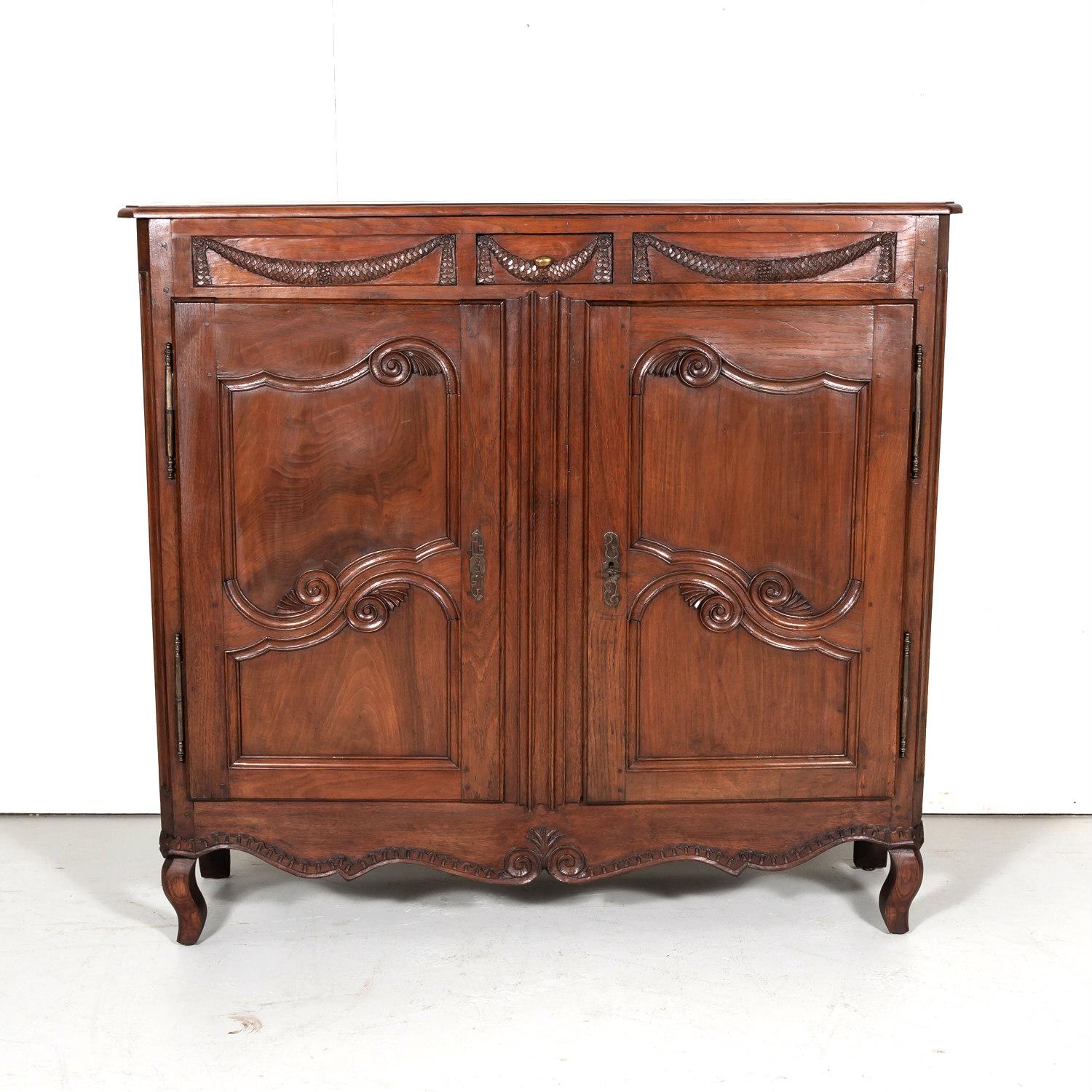 19th Century French Louis XV Style Provençal Cherry Bassette or Small Armoire In Good Condition In Birmingham, AL